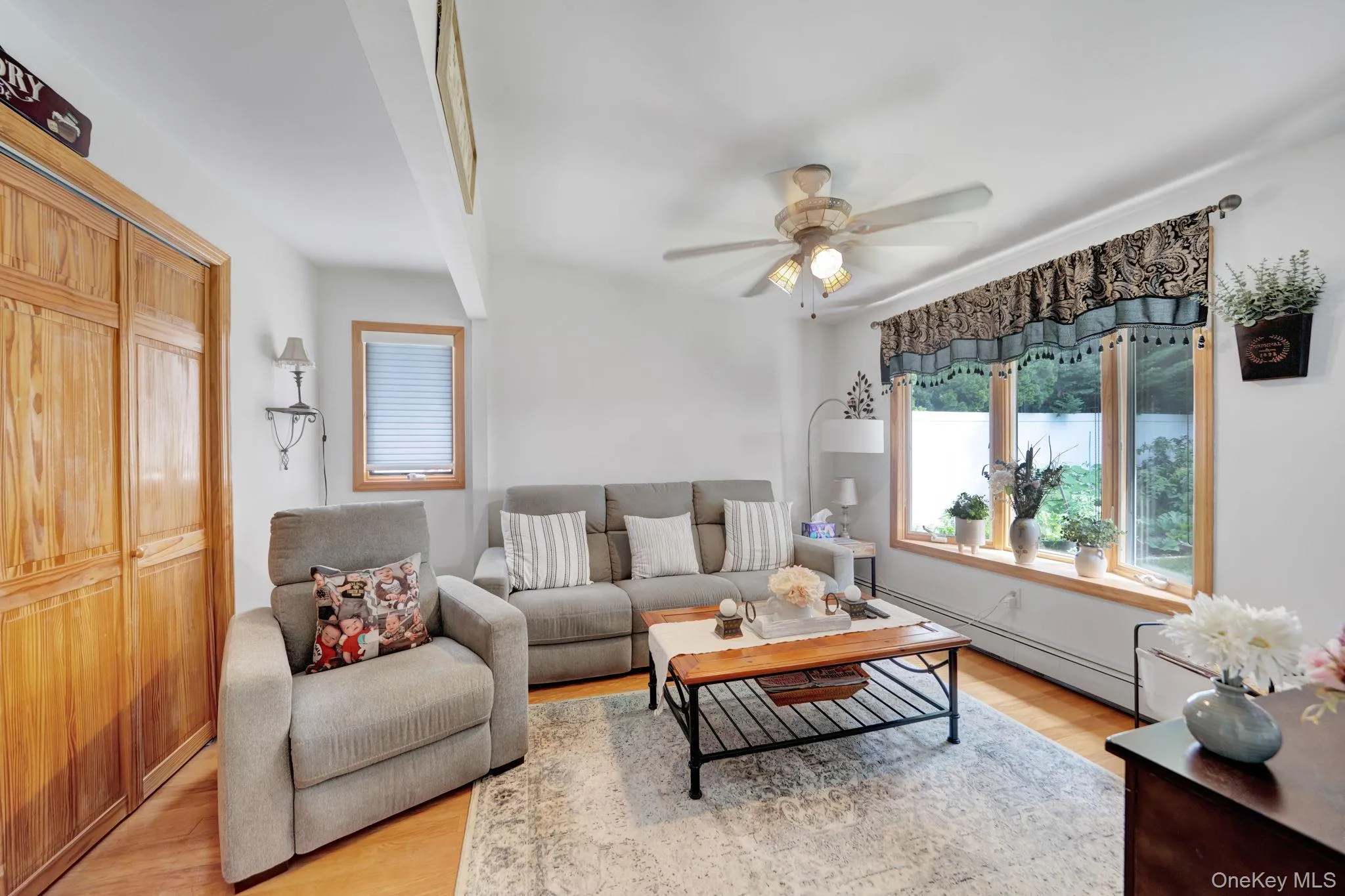 166 CHOIR, Hempstead, NY, 4 Bedrooms Bedrooms, 8 Rooms Rooms,2 BathroomsBathrooms,Residential,For Rent,CHOIR,0,1036037 166 CHOIR, Hempstead, NY, 4 Bedrooms Bedrooms, 8 Rooms Rooms,2 BathroomsBathrooms,Residential,For Rent,CHOIR,0,1036037