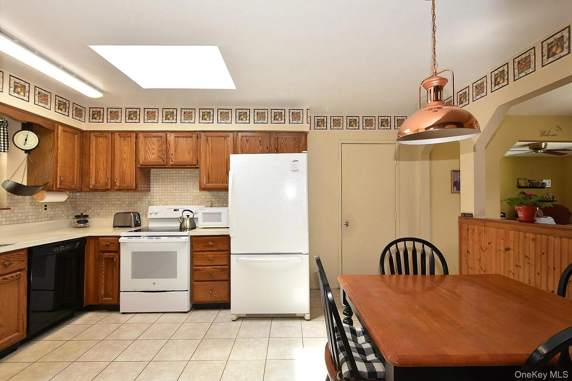 273 Deer Road, Brookhaven, NY, 3 Bedrooms Bedrooms, 7 Rooms Rooms,2 BathroomsBathrooms,Residential,For Rent,Deer,0,1036042 273 Deer Road, Brookhaven, NY, 3 Bedrooms Bedrooms, 7 Rooms Rooms,2 BathroomsBathrooms,Residential,For Rent,Deer,0,1036042