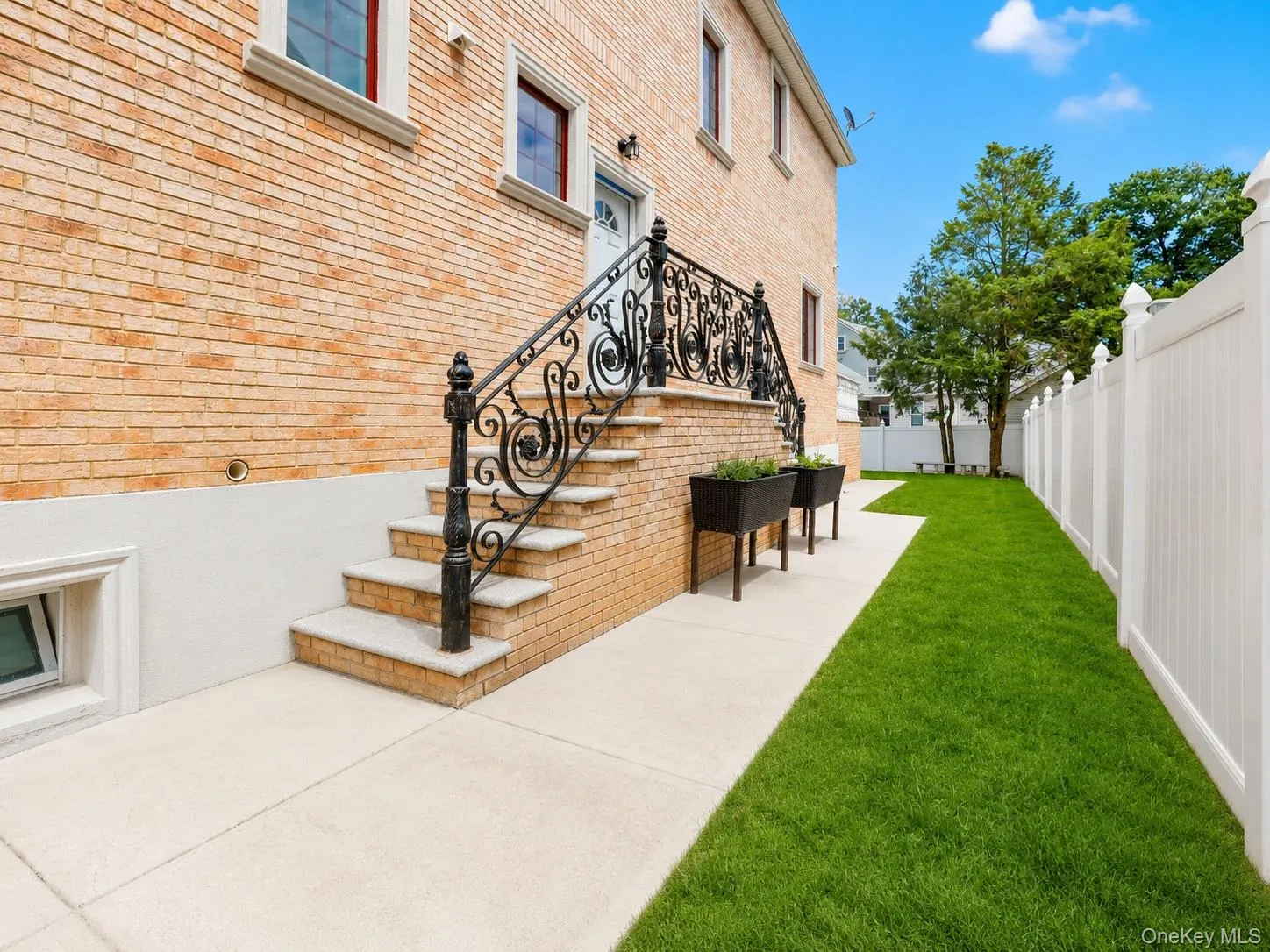 8411 Homelawn Street, New York, NY, 5 Bedrooms Bedrooms, 20 Rooms Rooms,5 BathroomsBathrooms,Residential,For Rent,Homelawn,0,1036043 8411 Homelawn Street, New York, NY, 5 Bedrooms Bedrooms, 20 Rooms Rooms,5 BathroomsBathrooms,Residential,For Rent,Homelawn,0,1036043