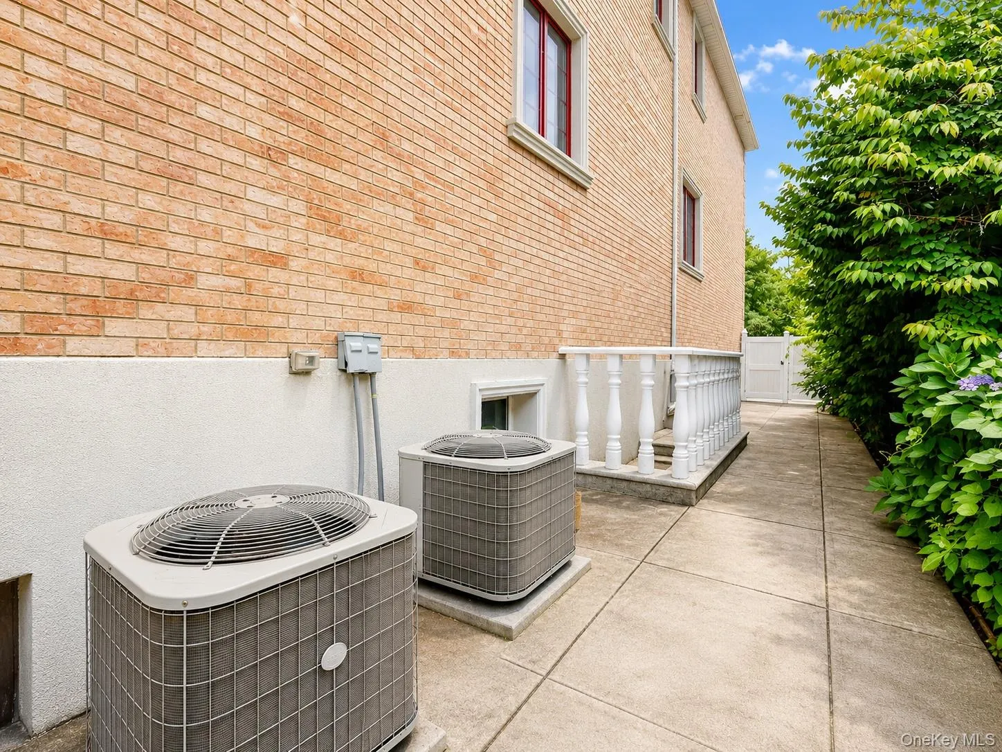 8411 Homelawn Street, New York, NY, 5 Bedrooms Bedrooms, 20 Rooms Rooms,5 BathroomsBathrooms,Residential,For Rent,Homelawn,0,1036043 8411 Homelawn Street, New York, NY, 5 Bedrooms Bedrooms, 20 Rooms Rooms,5 BathroomsBathrooms,Residential,For Rent,Homelawn,0,1036043