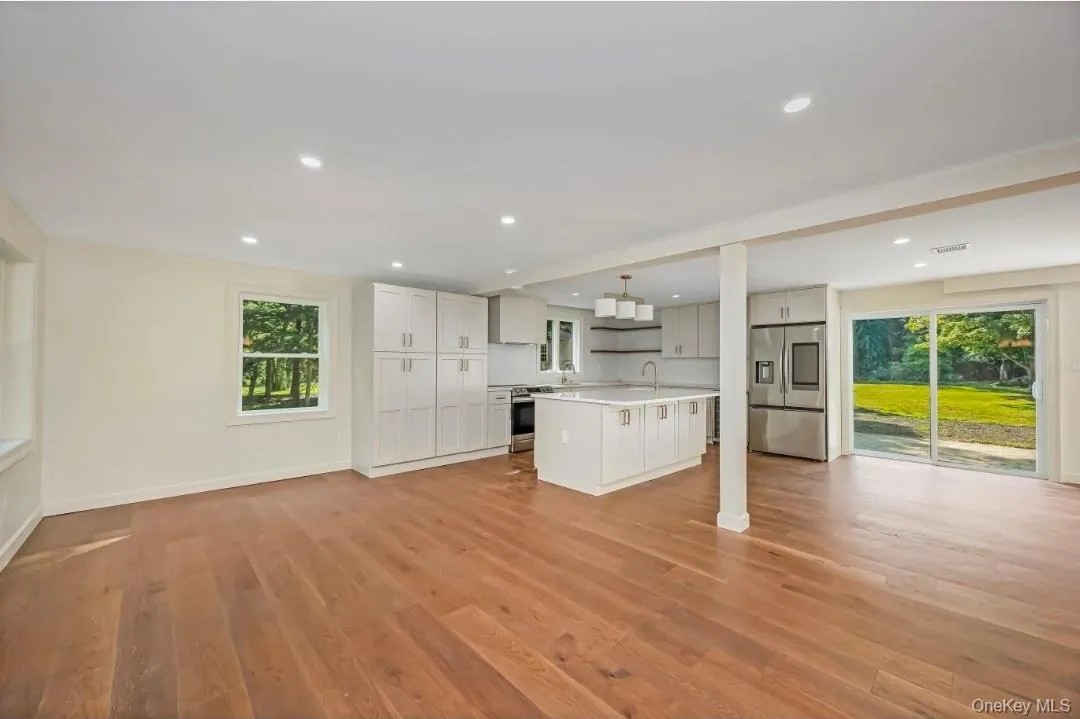 30 New Mill Road, Smithtown, NY, 4 Bedrooms Bedrooms, 16 Rooms Rooms,4 BathroomsBathrooms,Residential,For Rent,New Mill,0,1036045 30 New Mill Road, Smithtown, NY, 4 Bedrooms Bedrooms, 16 Rooms Rooms,4 BathroomsBathrooms,Residential,For Rent,New Mill,0,1036045