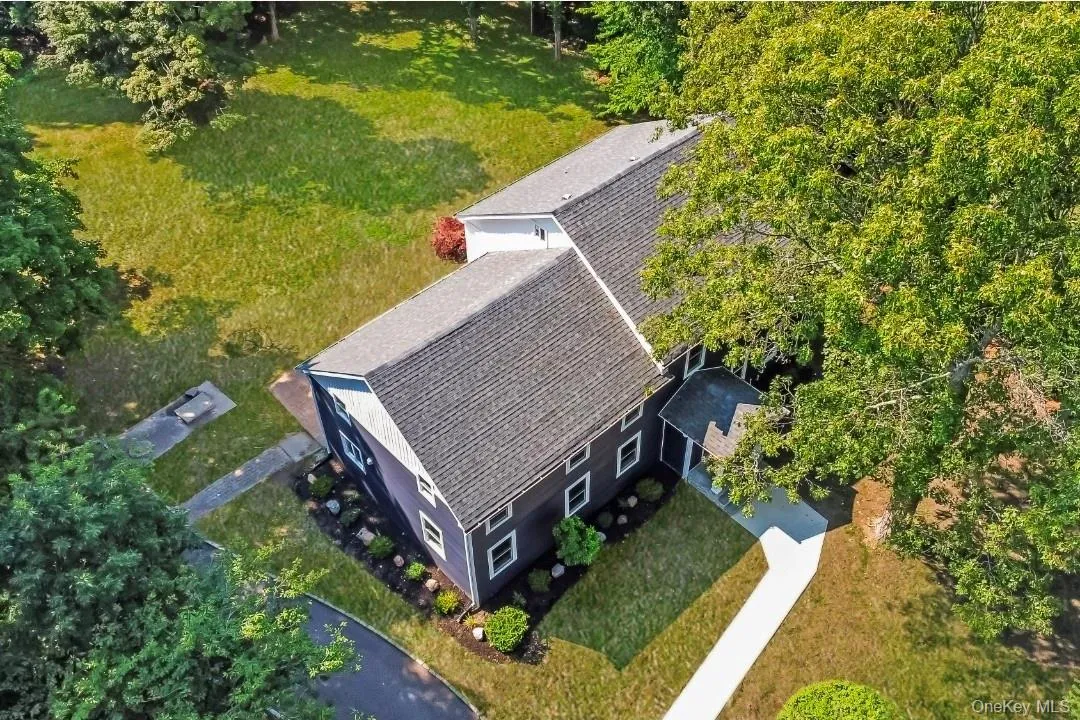 30 New Mill Road, Smithtown, NY, 4 Bedrooms Bedrooms, 16 Rooms Rooms,4 BathroomsBathrooms,Residential,For Rent,New Mill,0,1036045 30 New Mill Road, Smithtown, NY, 4 Bedrooms Bedrooms, 16 Rooms Rooms,4 BathroomsBathrooms,Residential,For Rent,New Mill,0,1036045