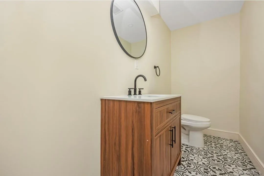 30 New Mill Road, Smithtown, NY, 4 Bedrooms Bedrooms, 16 Rooms Rooms,4 BathroomsBathrooms,Residential,For Rent,New Mill,0,1036045 30 New Mill Road, Smithtown, NY, 4 Bedrooms Bedrooms, 16 Rooms Rooms,4 BathroomsBathrooms,Residential,For Rent,New Mill,0,1036045