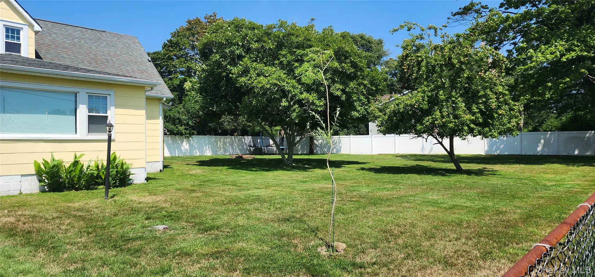 9 Babylon Road, Brookhaven, NY, 4 Bedrooms Bedrooms, 7 Rooms Rooms,1 BathroomBathrooms,Residential Lease,For Rent,Babylon,0,1036046 9 Babylon Road, Brookhaven, NY, 4 Bedrooms Bedrooms, 7 Rooms Rooms,1 BathroomBathrooms,Residential Lease,For Rent,Babylon,0,1036046
