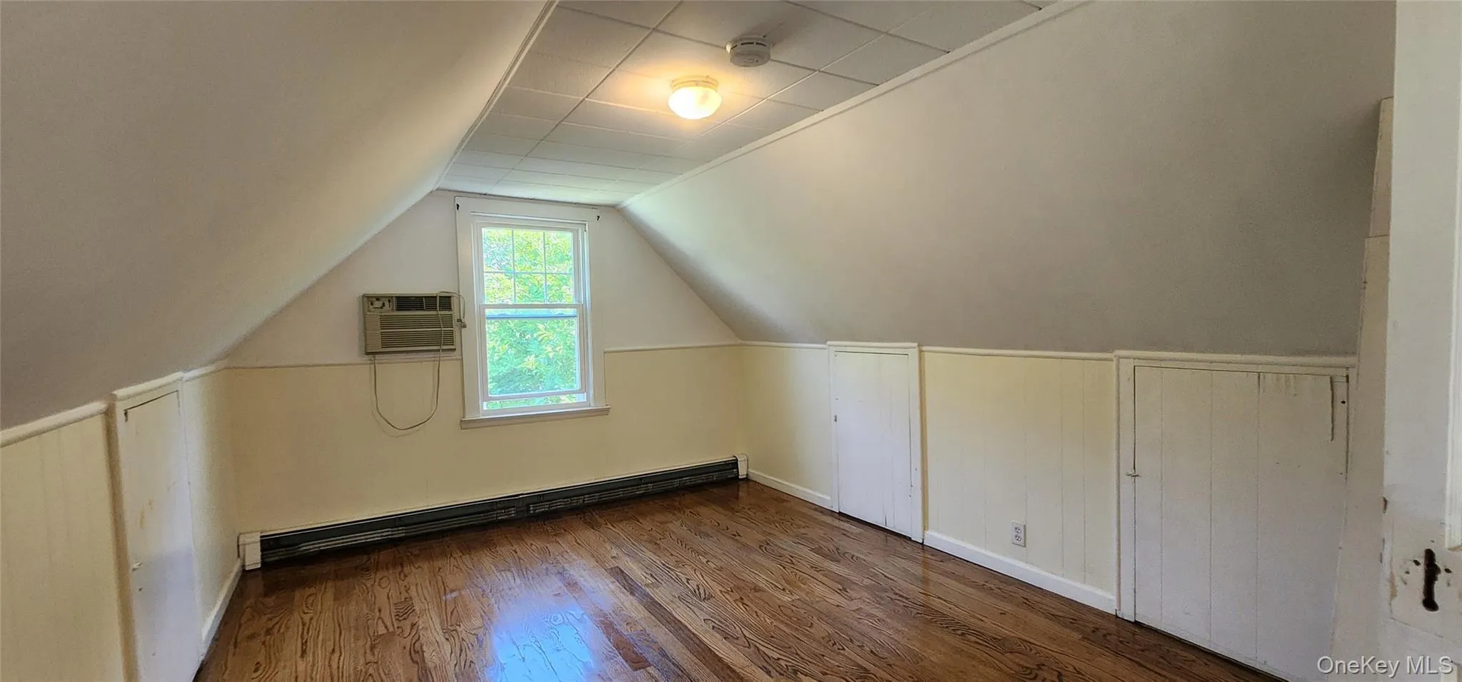 9 Babylon Road, Brookhaven, NY, 4 Bedrooms Bedrooms, 7 Rooms Rooms,1 BathroomBathrooms,Residential Lease,For Rent,Babylon,0,1036046 9 Babylon Road, Brookhaven, NY, 4 Bedrooms Bedrooms, 7 Rooms Rooms,1 BathroomBathrooms,Residential Lease,For Rent,Babylon,0,1036046