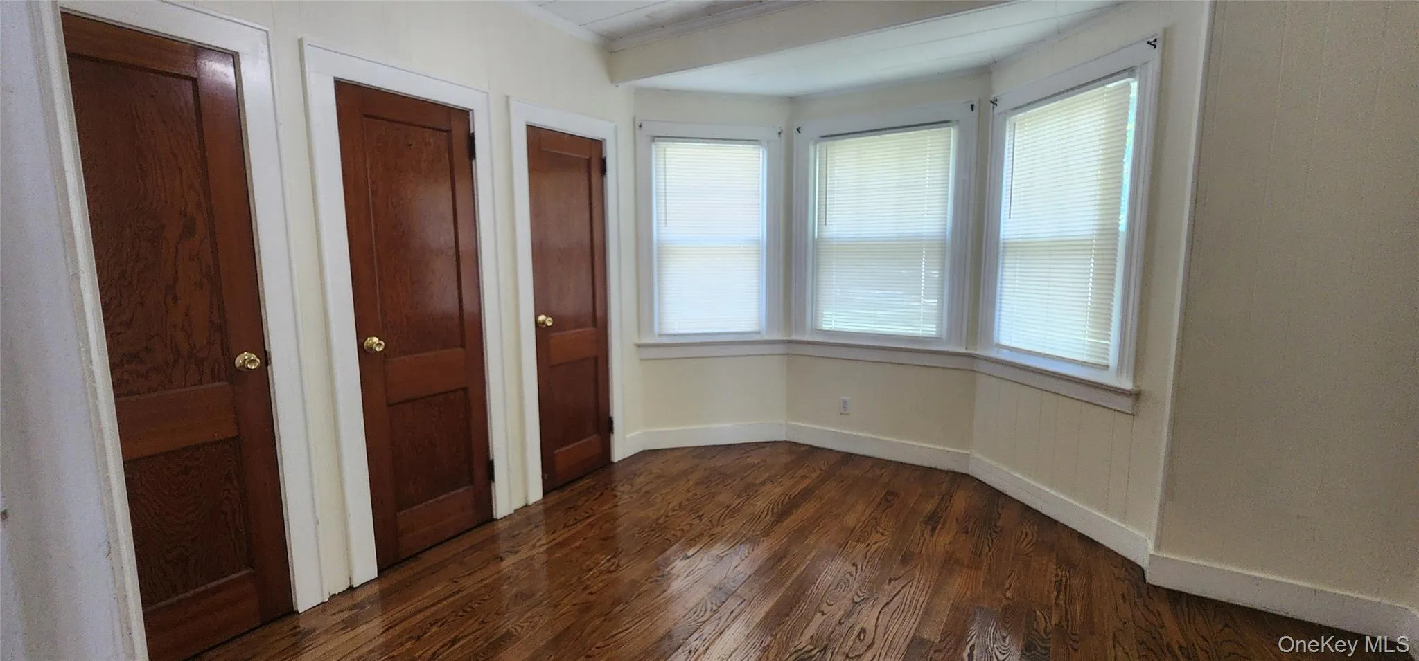 9 Babylon Road, Brookhaven, NY, 4 Bedrooms Bedrooms, 7 Rooms Rooms,1 BathroomBathrooms,Residential Lease,For Rent,Babylon,0,1036046 9 Babylon Road, Brookhaven, NY, 4 Bedrooms Bedrooms, 7 Rooms Rooms,1 BathroomBathrooms,Residential Lease,For Rent,Babylon,0,1036046