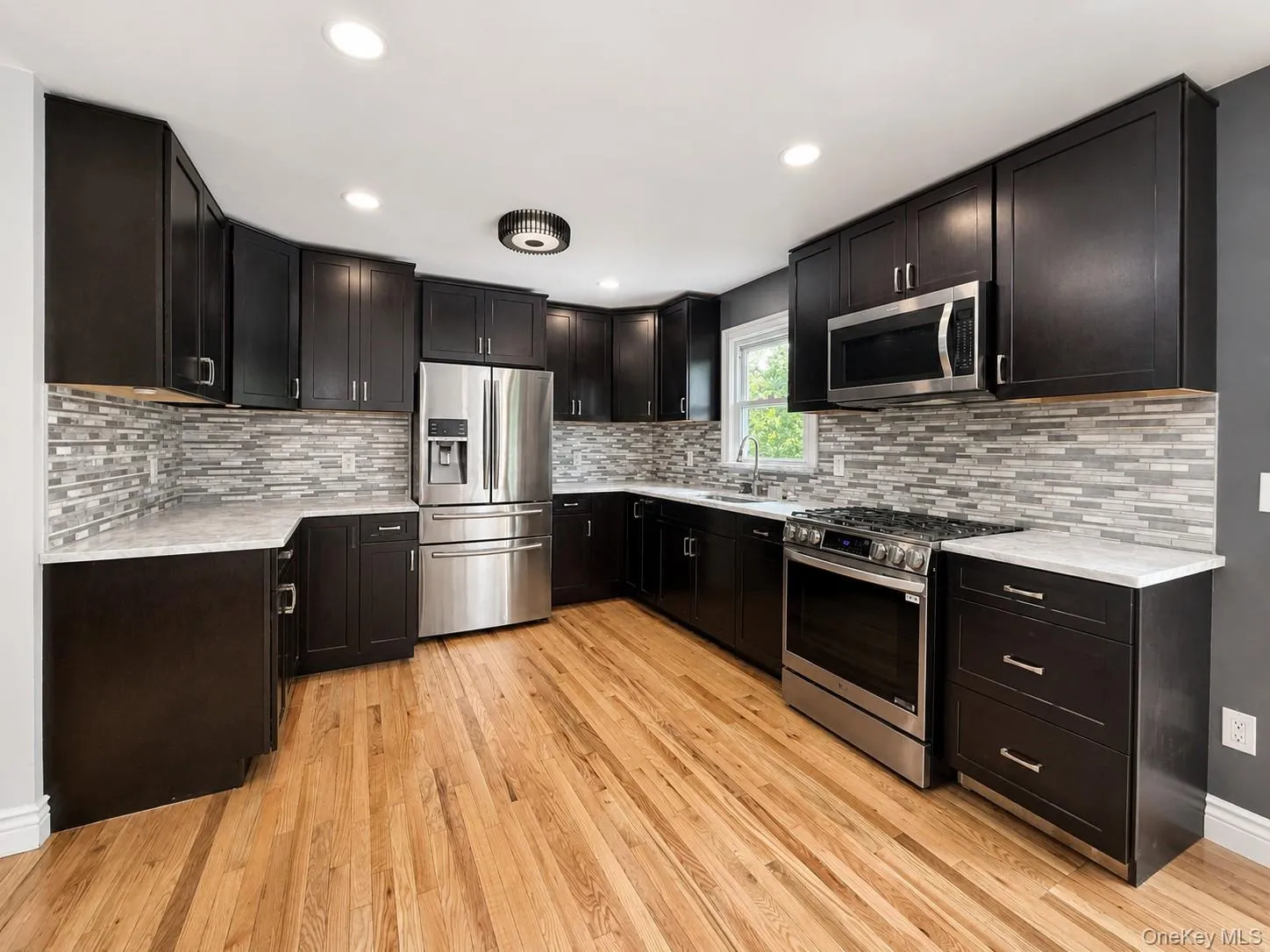 12 Dundee Circle, Middletown, NY, 4 Bedrooms Bedrooms, 8 Rooms Rooms,2 BathroomsBathrooms,Residential Lease,For Rent,Dundee,0,1036051 12 Dundee Circle, Middletown, NY, 4 Bedrooms Bedrooms, 8 Rooms Rooms,2 BathroomsBathrooms,Residential Lease,For Rent,Dundee,0,1036051