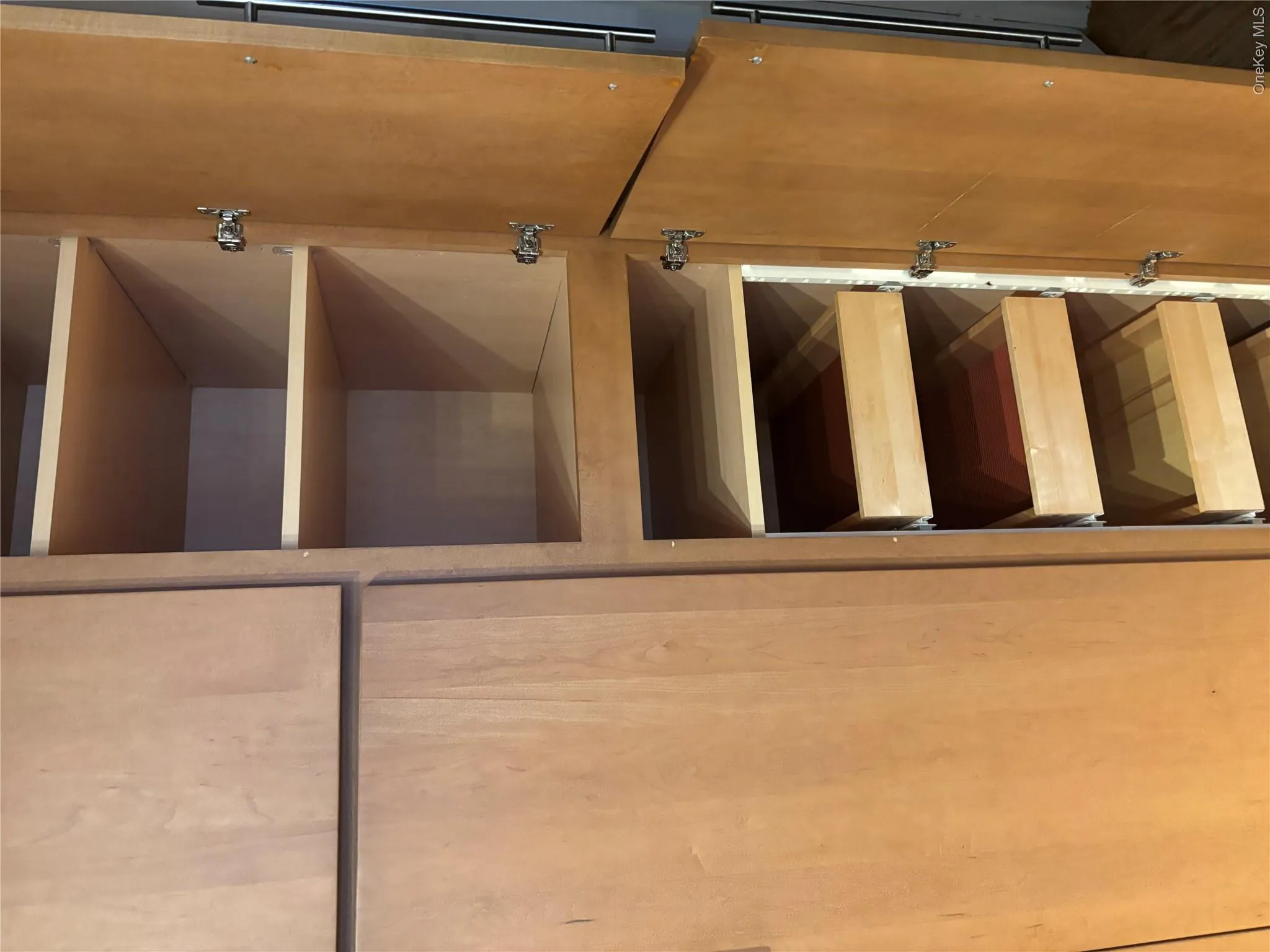 41-20 46 Street, New York, NY, 1 Bedroom Bedrooms, 3 Rooms Rooms,1 BathroomBathrooms,Residential,For Rent,46,0,1036054 41-20 46 Street, New York, NY, 1 Bedroom Bedrooms, 3 Rooms Rooms,1 BathroomBathrooms,Residential,For Rent,46,0,1036054