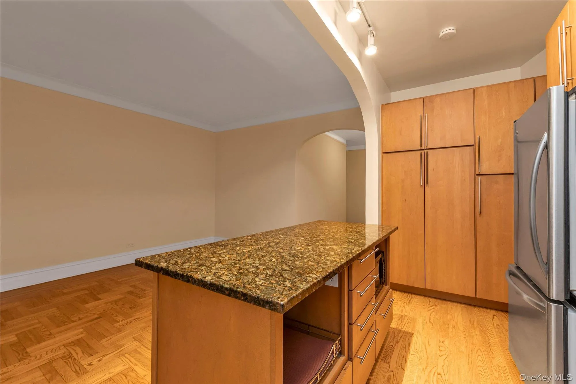 41-20 46 Street, New York, NY, 1 Bedroom Bedrooms, 3 Rooms Rooms,1 BathroomBathrooms,Residential,For Rent,46,0,1036054 41-20 46 Street, New York, NY, 1 Bedroom Bedrooms, 3 Rooms Rooms,1 BathroomBathrooms,Residential,For Rent,46,0,1036054