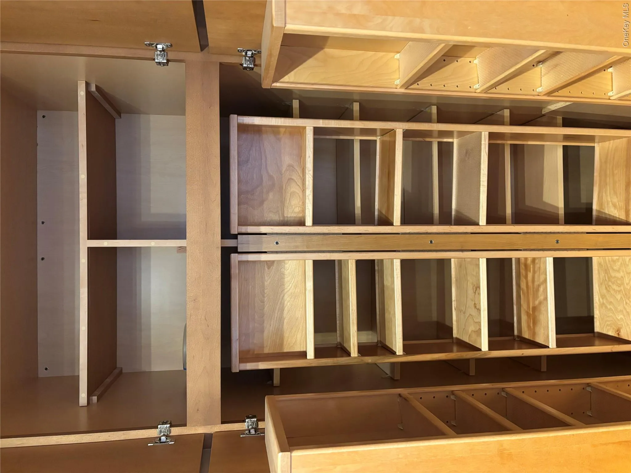 41-20 46 Street, New York, NY, 1 Bedroom Bedrooms, 3 Rooms Rooms,1 BathroomBathrooms,Residential,For Rent,46,0,1036054 41-20 46 Street, New York, NY, 1 Bedroom Bedrooms, 3 Rooms Rooms,1 BathroomBathrooms,Residential,For Rent,46,0,1036054