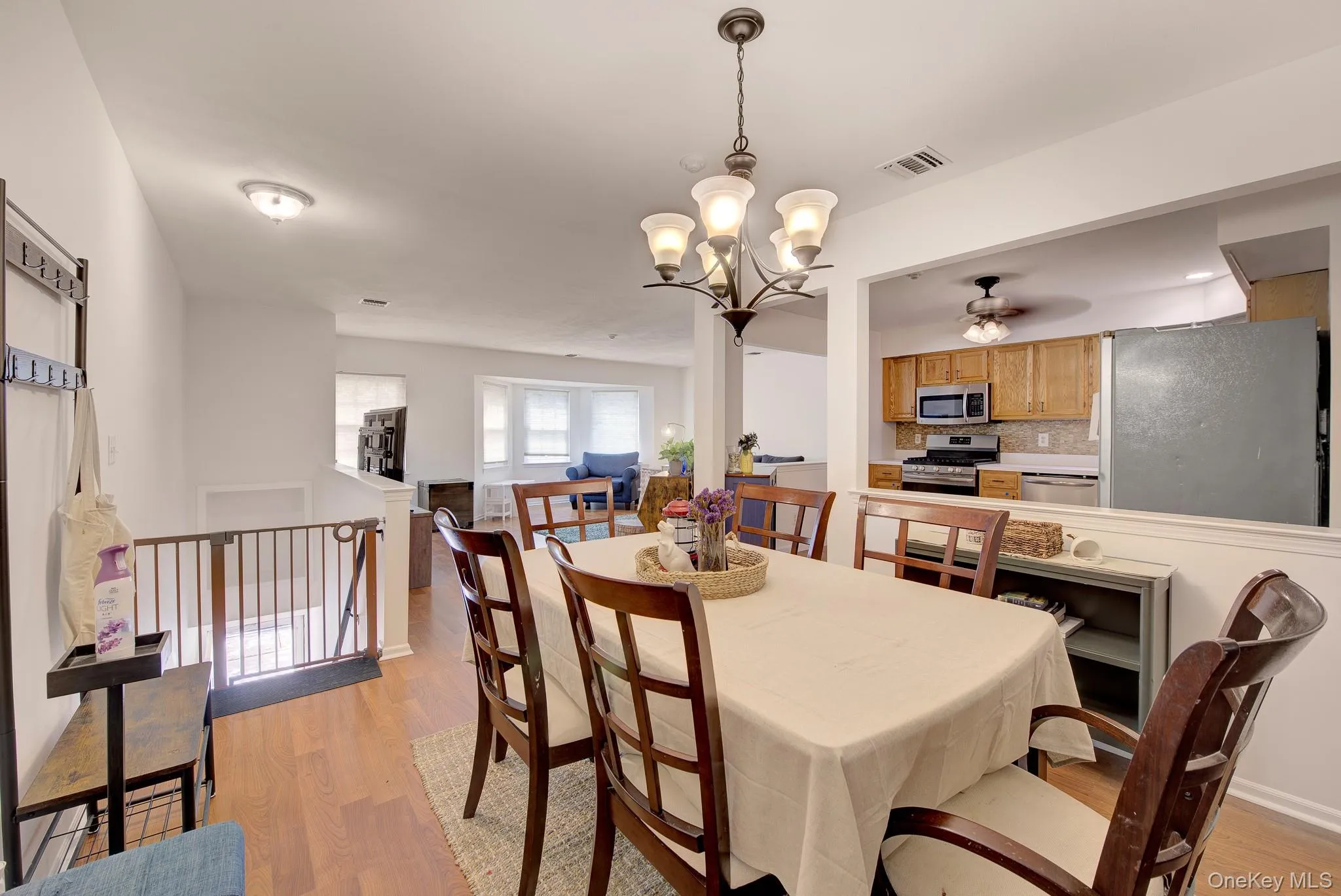 4 Country View Lane, Brookhaven, NY, 2 Bedrooms Bedrooms, 5 Rooms Rooms,1 BathroomBathrooms,Residential,For Rent,Country View,0,1036055 4 Country View Lane, Brookhaven, NY, 2 Bedrooms Bedrooms, 5 Rooms Rooms,1 BathroomBathrooms,Residential,For Rent,Country View,0,1036055