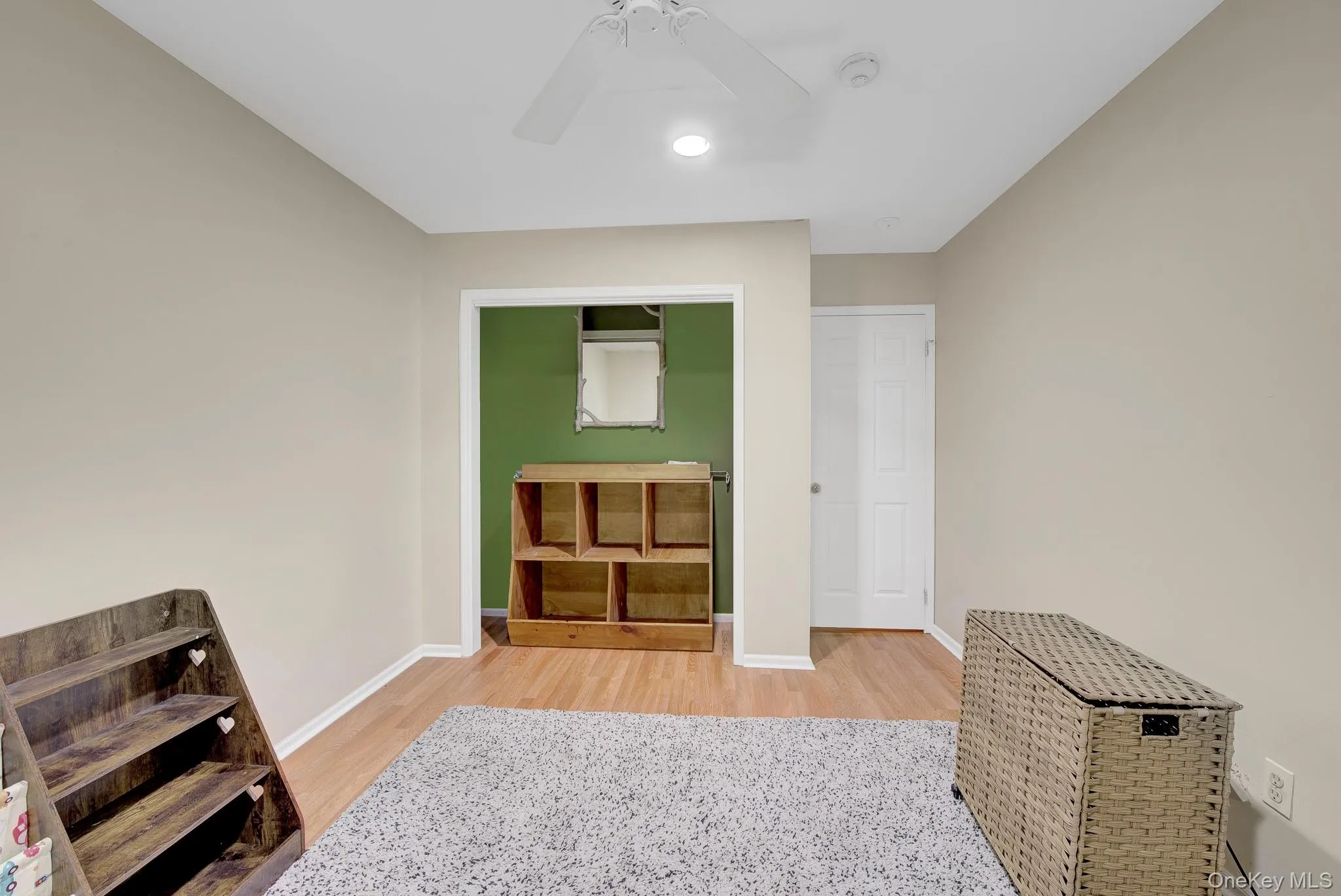 4 Country View Lane, Brookhaven, NY, 2 Bedrooms Bedrooms, 5 Rooms Rooms,1 BathroomBathrooms,Residential,For Rent,Country View,0,1036055 4 Country View Lane, Brookhaven, NY, 2 Bedrooms Bedrooms, 5 Rooms Rooms,1 BathroomBathrooms,Residential,For Rent,Country View,0,1036055