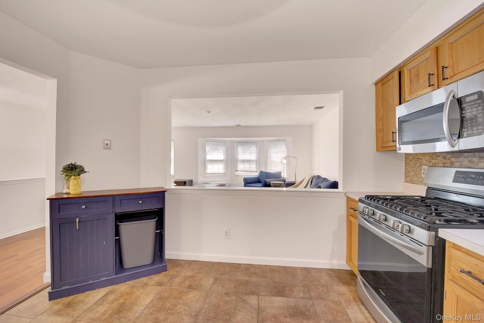 4 Country View Lane, Brookhaven, NY, 2 Bedrooms Bedrooms, 5 Rooms Rooms,1 BathroomBathrooms,Residential,For Rent,Country View,0,1036055 4 Country View Lane, Brookhaven, NY, 2 Bedrooms Bedrooms, 5 Rooms Rooms,1 BathroomBathrooms,Residential,For Rent,Country View,0,1036055