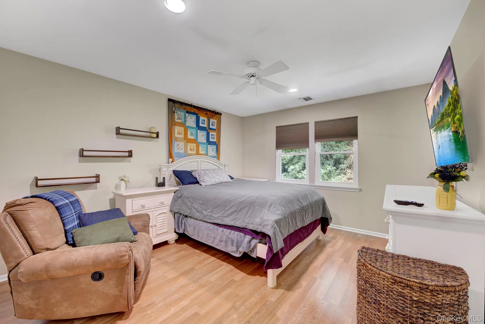 4 Country View Lane, Brookhaven, NY, 2 Bedrooms Bedrooms, 5 Rooms Rooms,1 BathroomBathrooms,Residential,For Rent,Country View,0,1036055 4 Country View Lane, Brookhaven, NY, 2 Bedrooms Bedrooms, 5 Rooms Rooms,1 BathroomBathrooms,Residential,For Rent,Country View,0,1036055