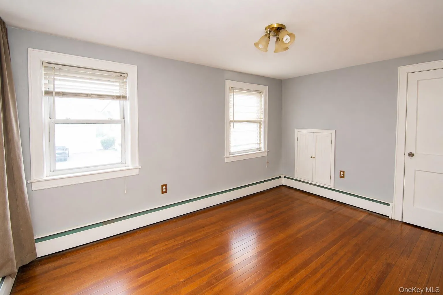 98 Willow Avenue, Hempstead, NY, 3 Bedrooms Bedrooms, 7 Rooms Rooms,1 BathroomBathrooms,Residential,For Rent,Willow,0,1036056 98 Willow Avenue, Hempstead, NY, 3 Bedrooms Bedrooms, 7 Rooms Rooms,1 BathroomBathrooms,Residential,For Rent,Willow,0,1036056