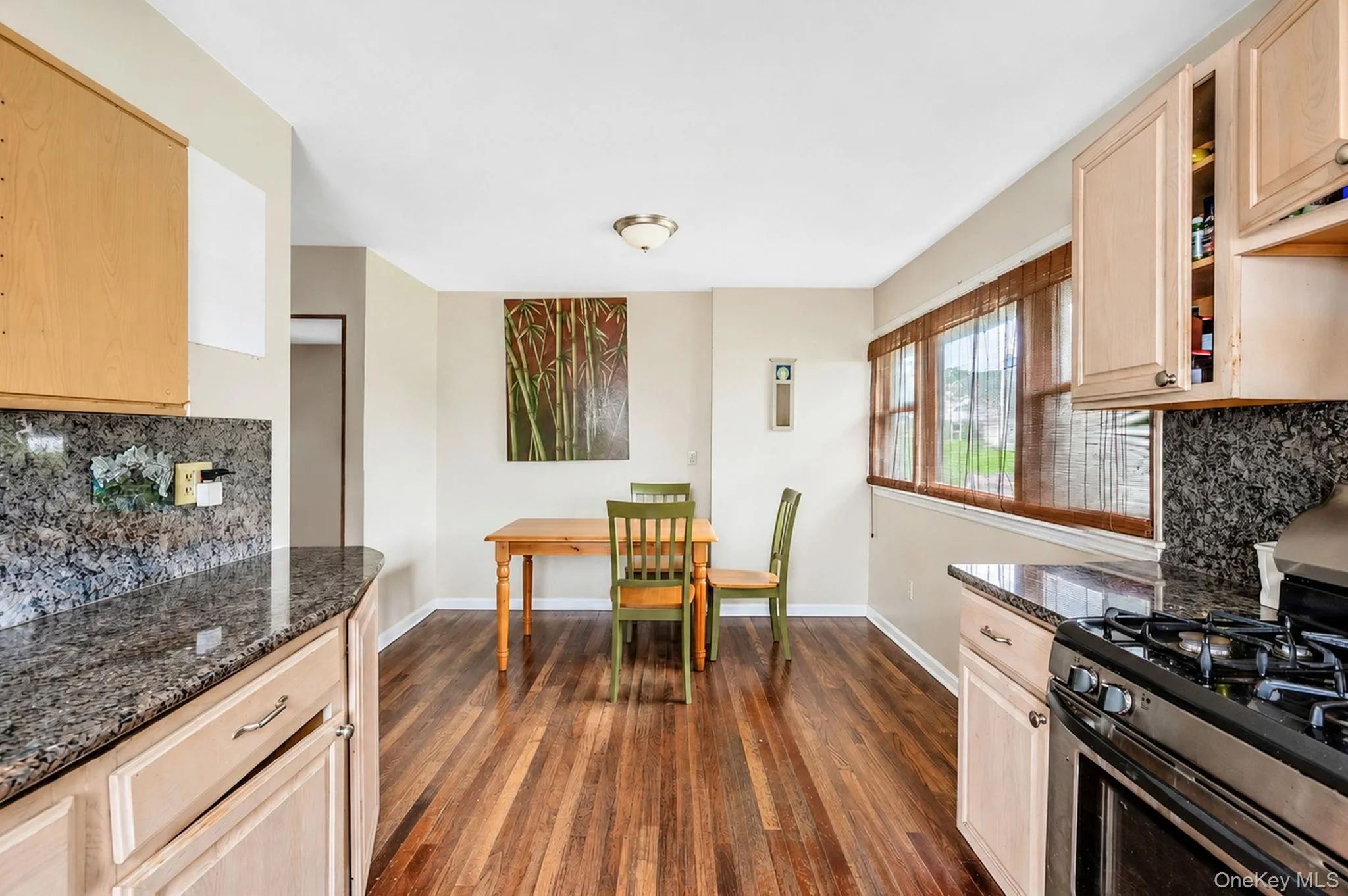 288 Nassau Road, Huntington, NY, 6 Bedrooms Bedrooms, 10 Rooms Rooms,2 BathroomsBathrooms,Residential,For Rent,Nassau,0,1036058 288 Nassau Road, Huntington, NY, 6 Bedrooms Bedrooms, 10 Rooms Rooms,2 BathroomsBathrooms,Residential,For Rent,Nassau,0,1036058