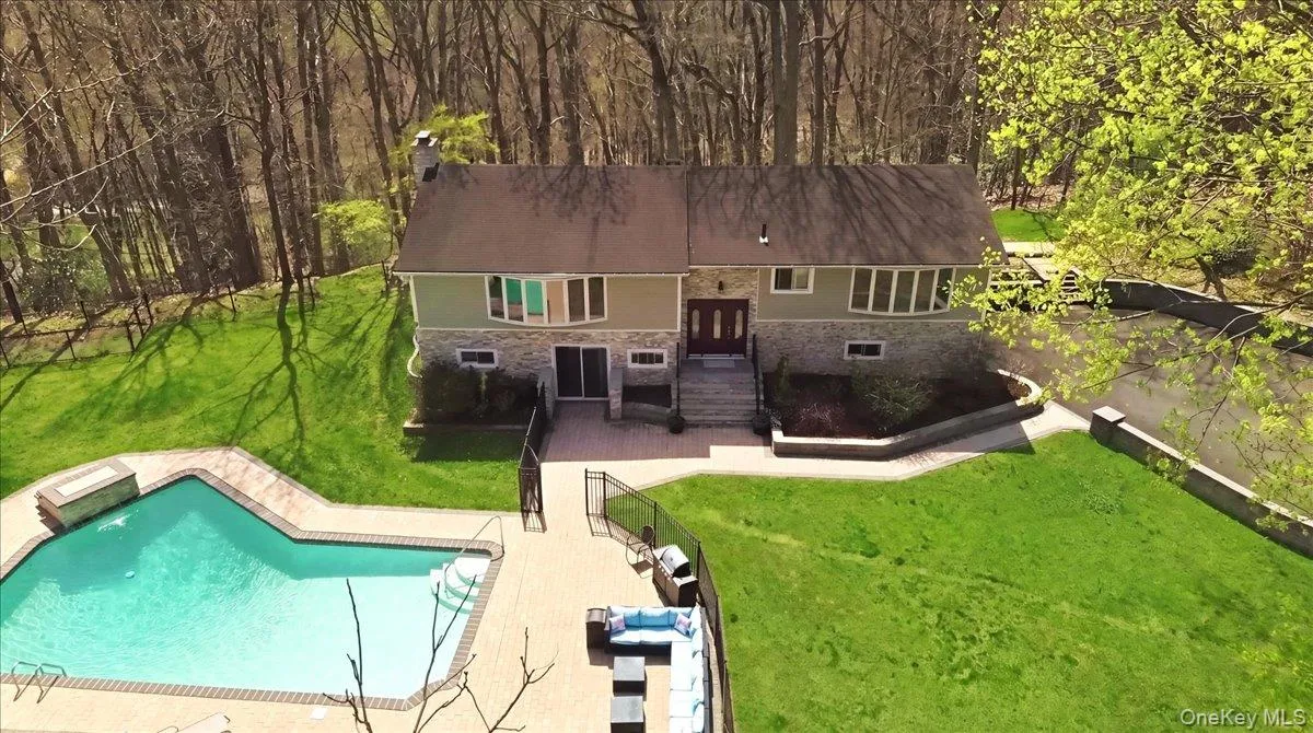 263 Oyster Bay Road, Oyster Bay, NY, 4 Bedrooms Bedrooms, 10 Rooms Rooms,3 BathroomsBathrooms,Residential Lease,For Rent,Oyster Bay,0,1036059 263 Oyster Bay Road, Oyster Bay, NY, 4 Bedrooms Bedrooms, 10 Rooms Rooms,3 BathroomsBathrooms,Residential Lease,For Rent,Oyster Bay,0,1036059