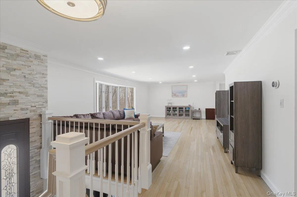 263 Oyster Bay Road, Oyster Bay, NY, 4 Bedrooms Bedrooms, 10 Rooms Rooms,3 BathroomsBathrooms,Residential Lease,For Rent,Oyster Bay,0,1036059 263 Oyster Bay Road, Oyster Bay, NY, 4 Bedrooms Bedrooms, 10 Rooms Rooms,3 BathroomsBathrooms,Residential Lease,For Rent,Oyster Bay,0,1036059