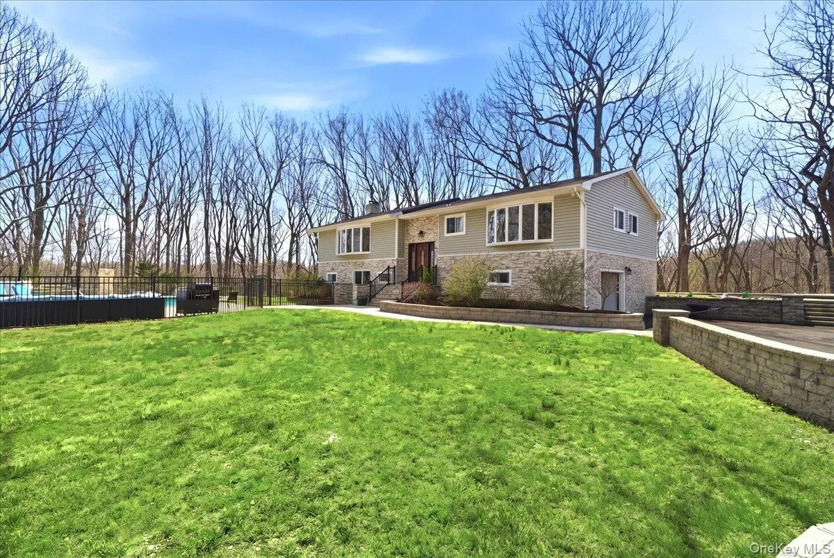 263 Oyster Bay Road, Oyster Bay, NY, 4 Bedrooms Bedrooms, 10 Rooms Rooms,3 BathroomsBathrooms,Residential Lease,For Rent,Oyster Bay,0,1036059 263 Oyster Bay Road, Oyster Bay, NY, 4 Bedrooms Bedrooms, 10 Rooms Rooms,3 BathroomsBathrooms,Residential Lease,For Rent,Oyster Bay,0,1036059