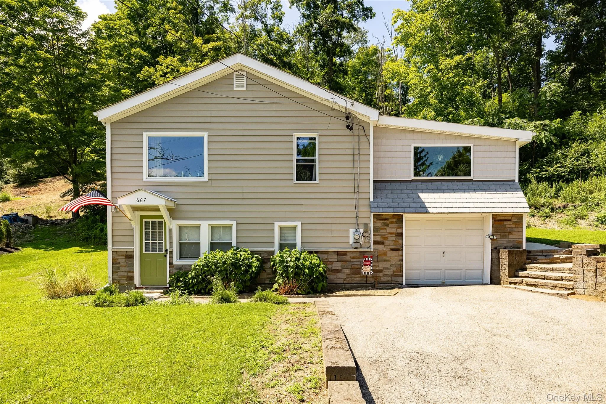667 Traver Road, Pleasant Valley, NY, 2 Bedrooms Bedrooms, 8 Rooms Rooms,1 BathroomBathrooms,Residential,For Rent,Traver,0,1036060 667 Traver Road, Pleasant Valley, NY, 2 Bedrooms Bedrooms, 8 Rooms Rooms,1 BathroomBathrooms,Residential,For Rent,Traver,0,1036060