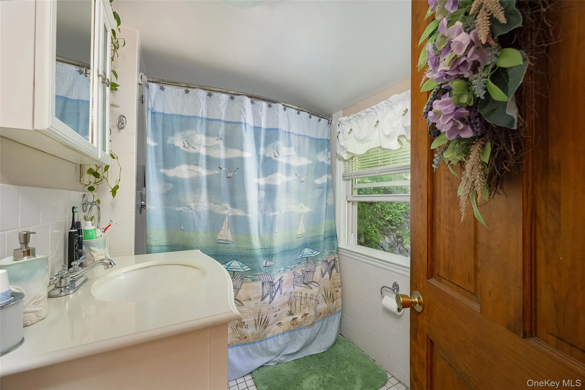 667 Traver Road, Pleasant Valley, NY, 2 Bedrooms Bedrooms, 8 Rooms Rooms,1 BathroomBathrooms,Residential,For Rent,Traver,0,1036060 667 Traver Road, Pleasant Valley, NY, 2 Bedrooms Bedrooms, 8 Rooms Rooms,1 BathroomBathrooms,Residential,For Rent,Traver,0,1036060