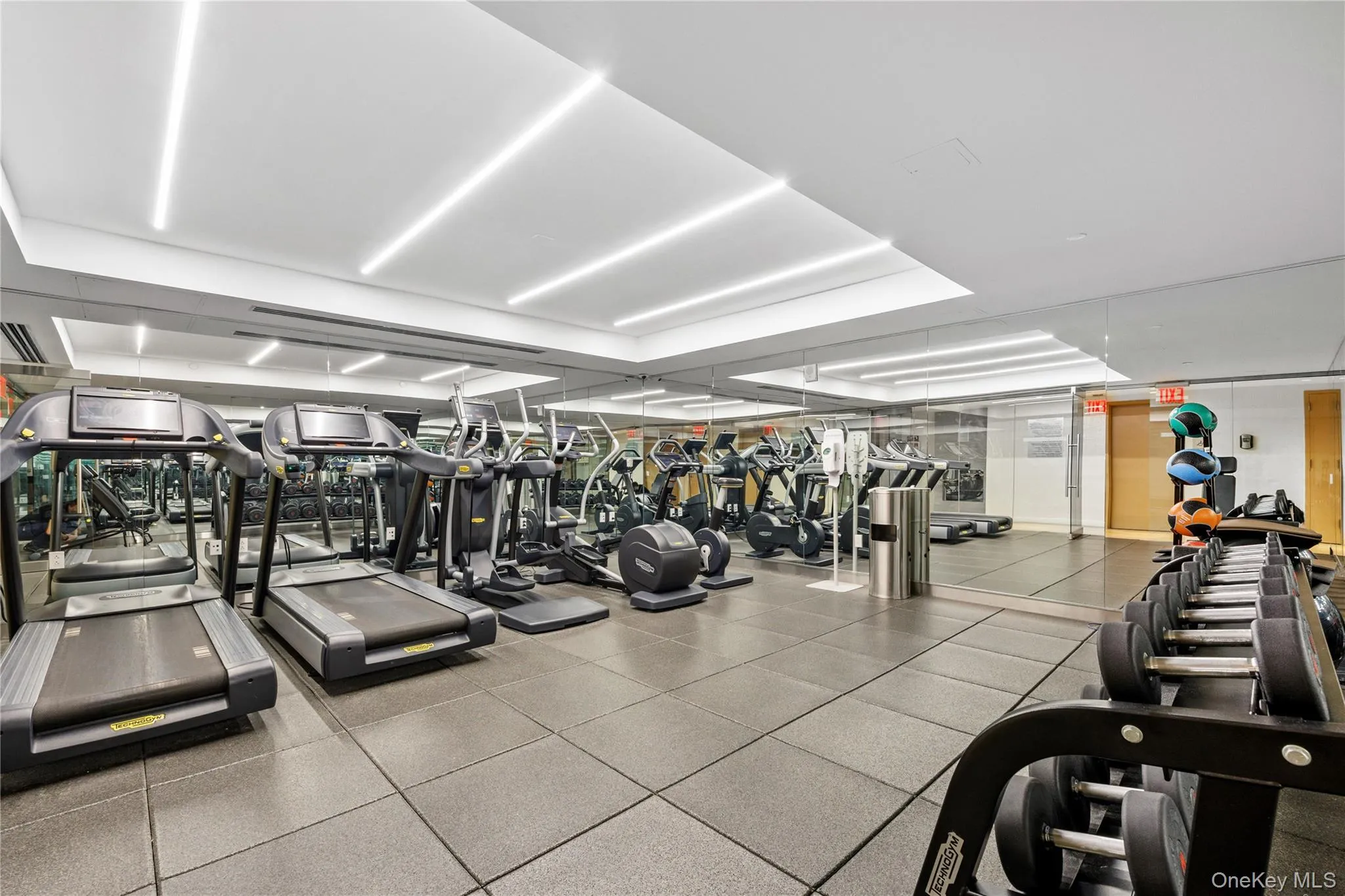 138-35 39th Avenue, New York, NY, 2 Bedrooms Bedrooms, 6 Rooms Rooms,2 BathroomsBathrooms,Residential,For Rent,39th,0,1036061 138-35 39th Avenue, New York, NY, 2 Bedrooms Bedrooms, 6 Rooms Rooms,2 BathroomsBathrooms,Residential,For Rent,39th,0,1036061