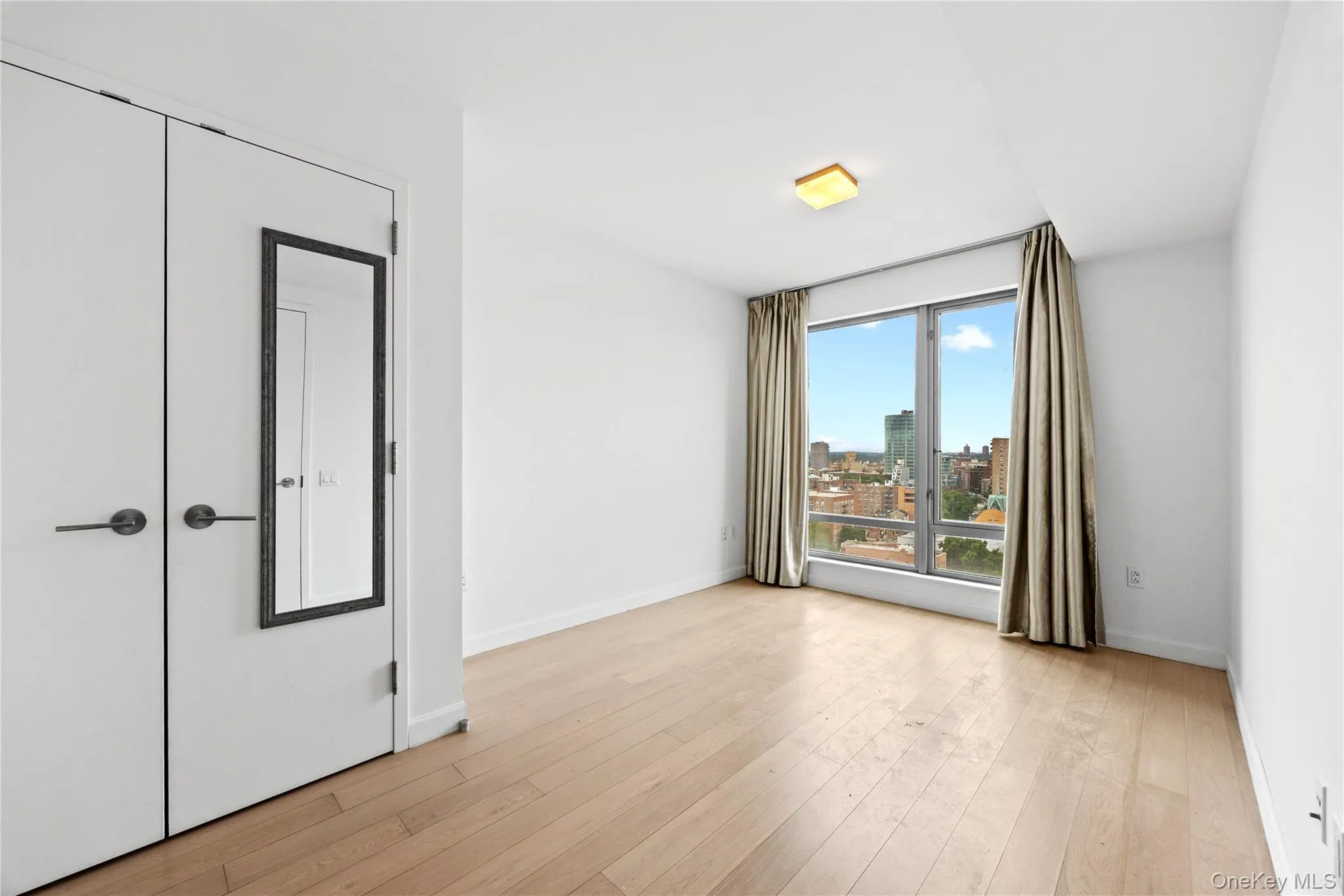 138-35 39th Avenue, New York, NY, 2 Bedrooms Bedrooms, 6 Rooms Rooms,2 BathroomsBathrooms,Residential,For Rent,39th,0,1036061 138-35 39th Avenue, New York, NY, 2 Bedrooms Bedrooms, 6 Rooms Rooms,2 BathroomsBathrooms,Residential,For Rent,39th,0,1036061