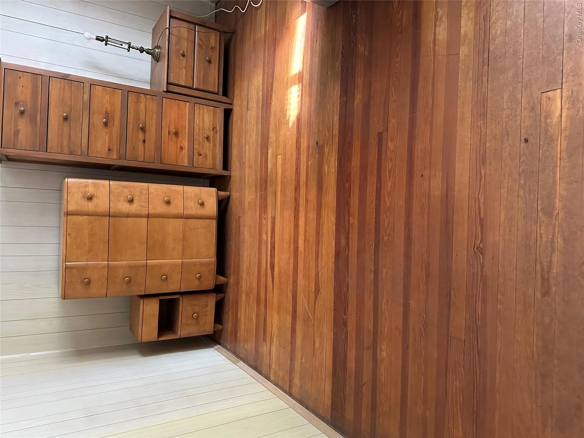 6249 80th Road, New York, NY, 3 Bedrooms Bedrooms, 7 Rooms Rooms,2 BathroomsBathrooms,Residential,For Rent,80th,0,1036065 6249 80th Road, New York, NY, 3 Bedrooms Bedrooms, 7 Rooms Rooms,2 BathroomsBathrooms,Residential,For Rent,80th,0,1036065