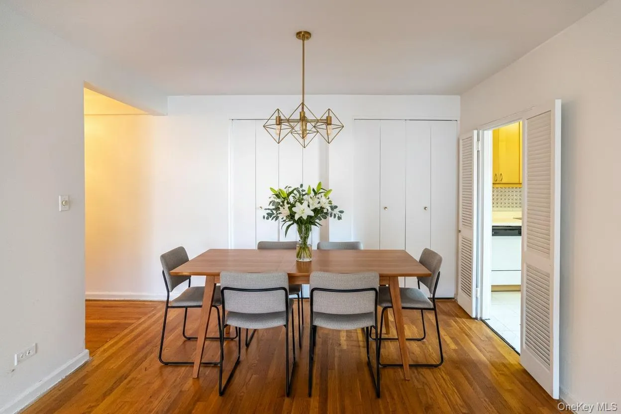144-30 Sanford Avenue, New York, NY, 2 Bedrooms Bedrooms, 5 Rooms Rooms,1 BathroomBathrooms,Residential,For Rent,Sanford,0,1036067 144-30 Sanford Avenue, New York, NY, 2 Bedrooms Bedrooms, 5 Rooms Rooms,1 BathroomBathrooms,Residential,For Rent,Sanford,0,1036067