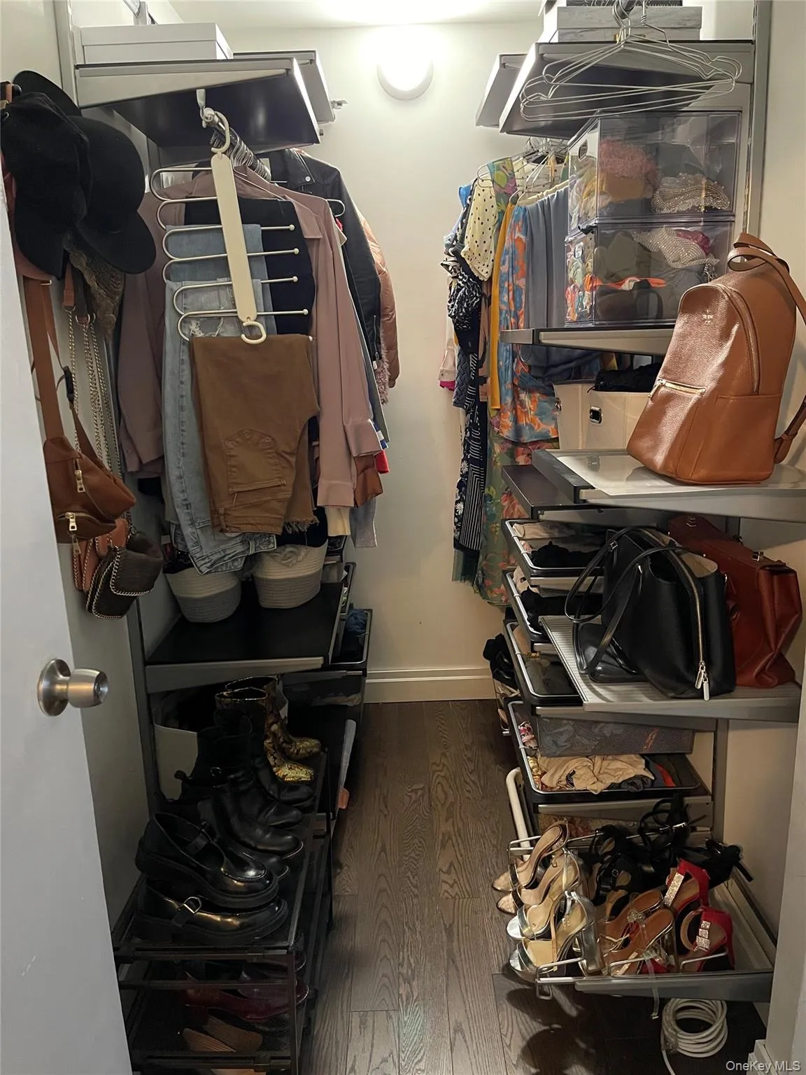 Walk in Closet Walk in Closet