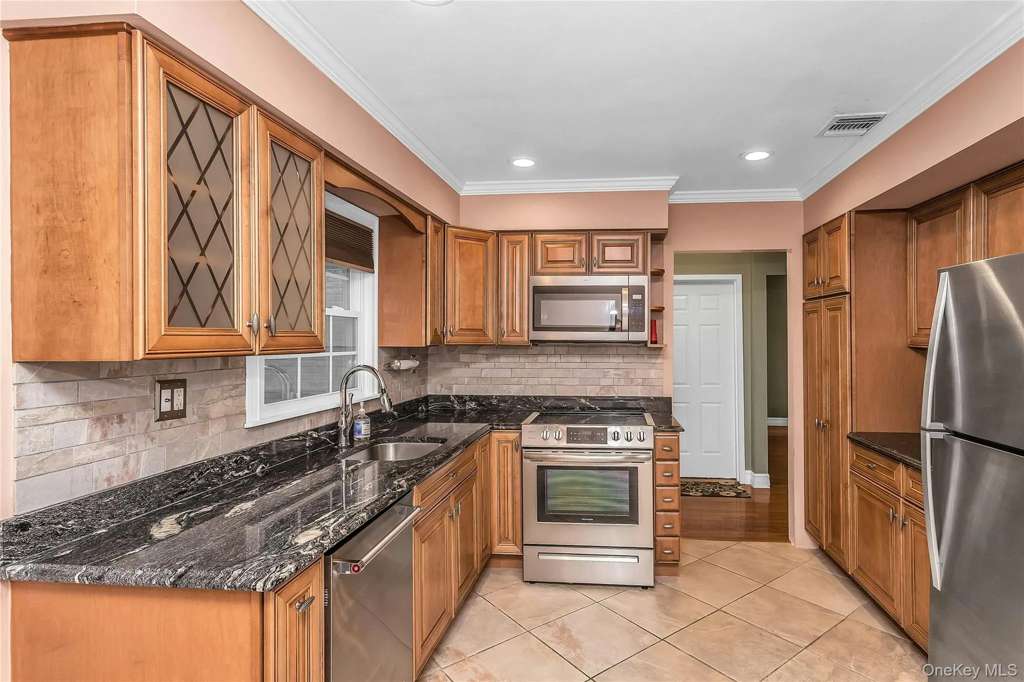 8 Chippendale Drive, Brookhaven, NY, 2 Bedrooms Bedrooms, 6 Rooms Rooms,2 BathroomsBathrooms,Residential,For Rent,Chippendale,0,1036070 8 Chippendale Drive, Brookhaven, NY, 2 Bedrooms Bedrooms, 6 Rooms Rooms,2 BathroomsBathrooms,Residential,For Rent,Chippendale,0,1036070