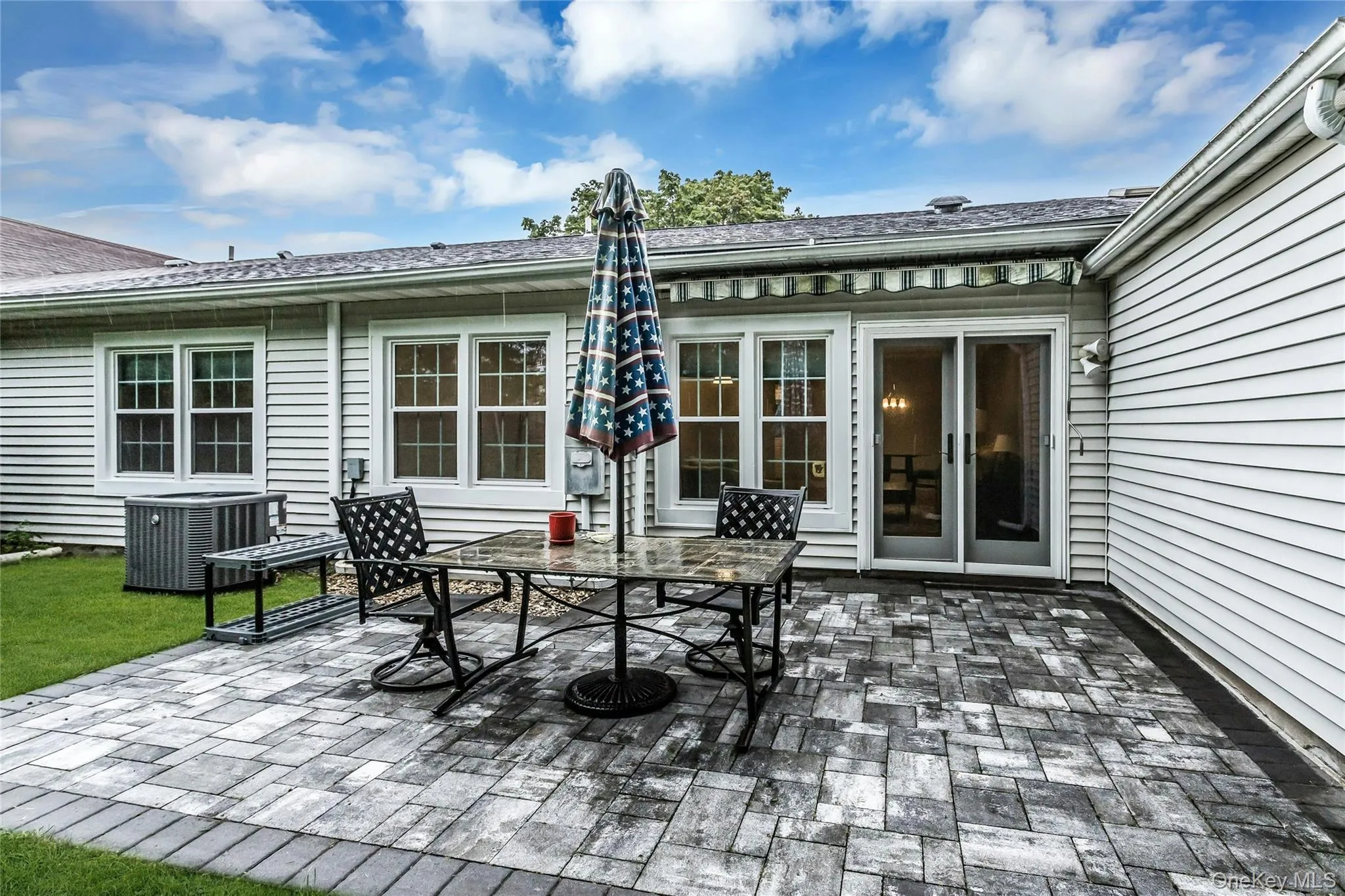 8 Chippendale Drive, Brookhaven, NY, 2 Bedrooms Bedrooms, 6 Rooms Rooms,2 BathroomsBathrooms,Residential,For Rent,Chippendale,0,1036070 8 Chippendale Drive, Brookhaven, NY, 2 Bedrooms Bedrooms, 6 Rooms Rooms,2 BathroomsBathrooms,Residential,For Rent,Chippendale,0,1036070