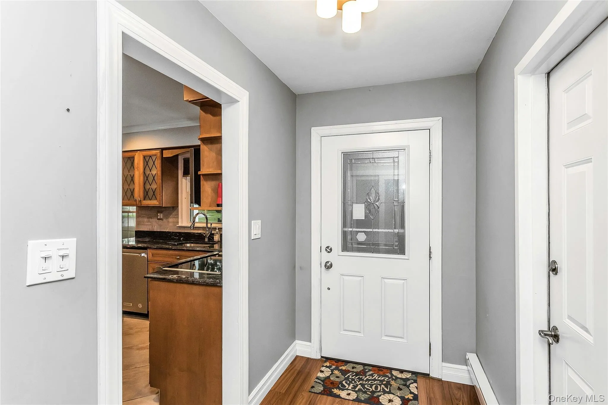 8 Chippendale Drive, Brookhaven, NY, 2 Bedrooms Bedrooms, 6 Rooms Rooms,2 BathroomsBathrooms,Residential,For Rent,Chippendale,0,1036070 8 Chippendale Drive, Brookhaven, NY, 2 Bedrooms Bedrooms, 6 Rooms Rooms,2 BathroomsBathrooms,Residential,For Rent,Chippendale,0,1036070