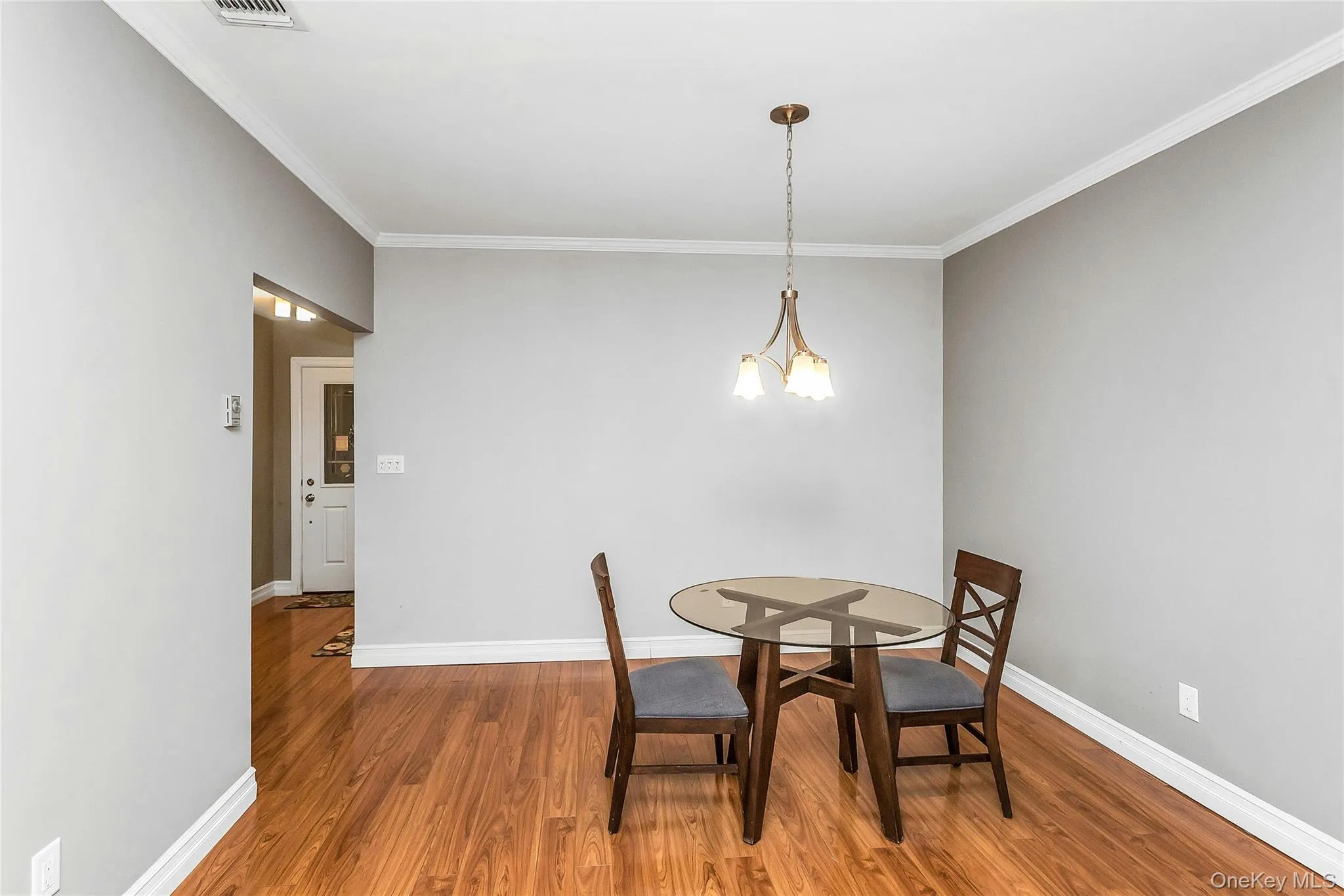 8 Chippendale Drive, Brookhaven, NY, 2 Bedrooms Bedrooms, 6 Rooms Rooms,2 BathroomsBathrooms,Residential,For Rent,Chippendale,0,1036070 8 Chippendale Drive, Brookhaven, NY, 2 Bedrooms Bedrooms, 6 Rooms Rooms,2 BathroomsBathrooms,Residential,For Rent,Chippendale,0,1036070
