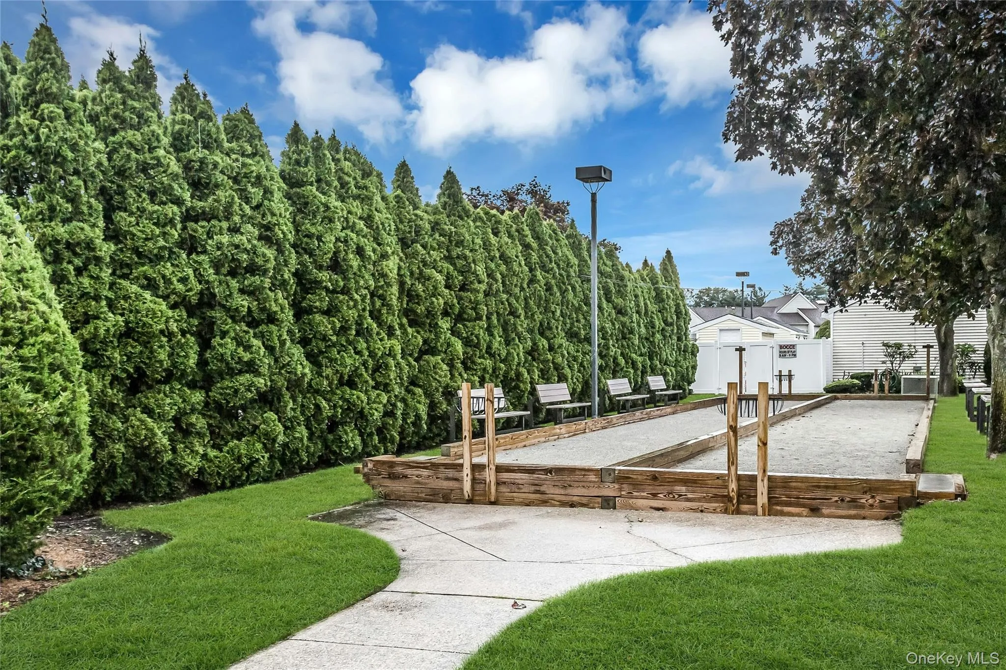 8 Chippendale Drive, Brookhaven, NY, 2 Bedrooms Bedrooms, 6 Rooms Rooms,2 BathroomsBathrooms,Residential,For Rent,Chippendale,0,1036070 8 Chippendale Drive, Brookhaven, NY, 2 Bedrooms Bedrooms, 6 Rooms Rooms,2 BathroomsBathrooms,Residential,For Rent,Chippendale,0,1036070