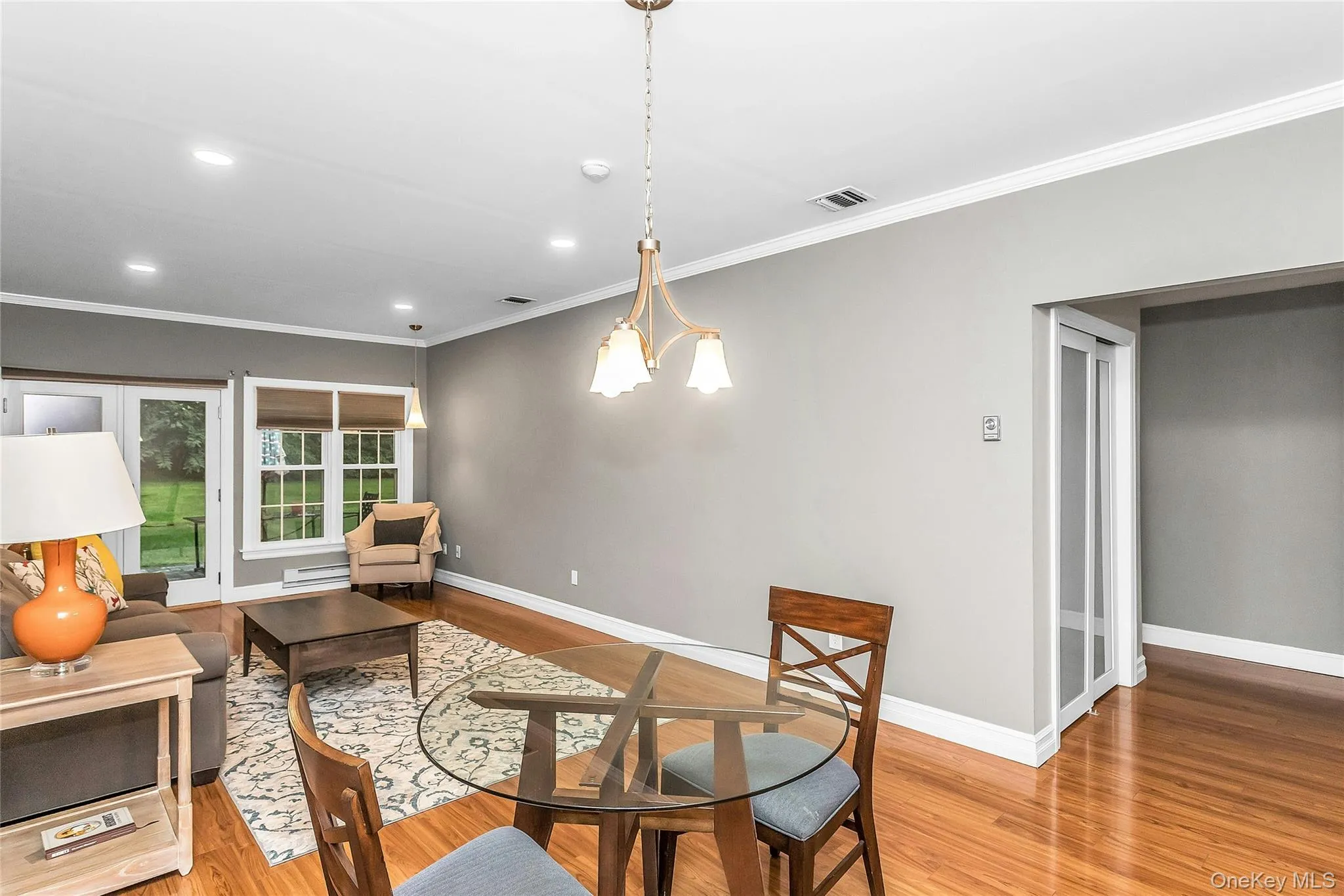 8 Chippendale Drive, Brookhaven, NY, 2 Bedrooms Bedrooms, 6 Rooms Rooms,2 BathroomsBathrooms,Residential,For Rent,Chippendale,0,1036070 8 Chippendale Drive, Brookhaven, NY, 2 Bedrooms Bedrooms, 6 Rooms Rooms,2 BathroomsBathrooms,Residential,For Rent,Chippendale,0,1036070