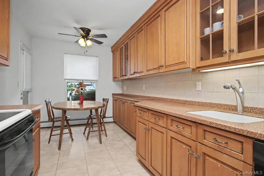 969 Sierra Vista Lane, Clarkstown, NY, 2 Bedrooms Bedrooms, 6 Rooms Rooms,1 BathroomBathrooms,Residential,For Rent,Sierra Vista,0,1036072 969 Sierra Vista Lane, Clarkstown, NY, 2 Bedrooms Bedrooms, 6 Rooms Rooms,1 BathroomBathrooms,Residential,For Rent,Sierra Vista,0,1036072