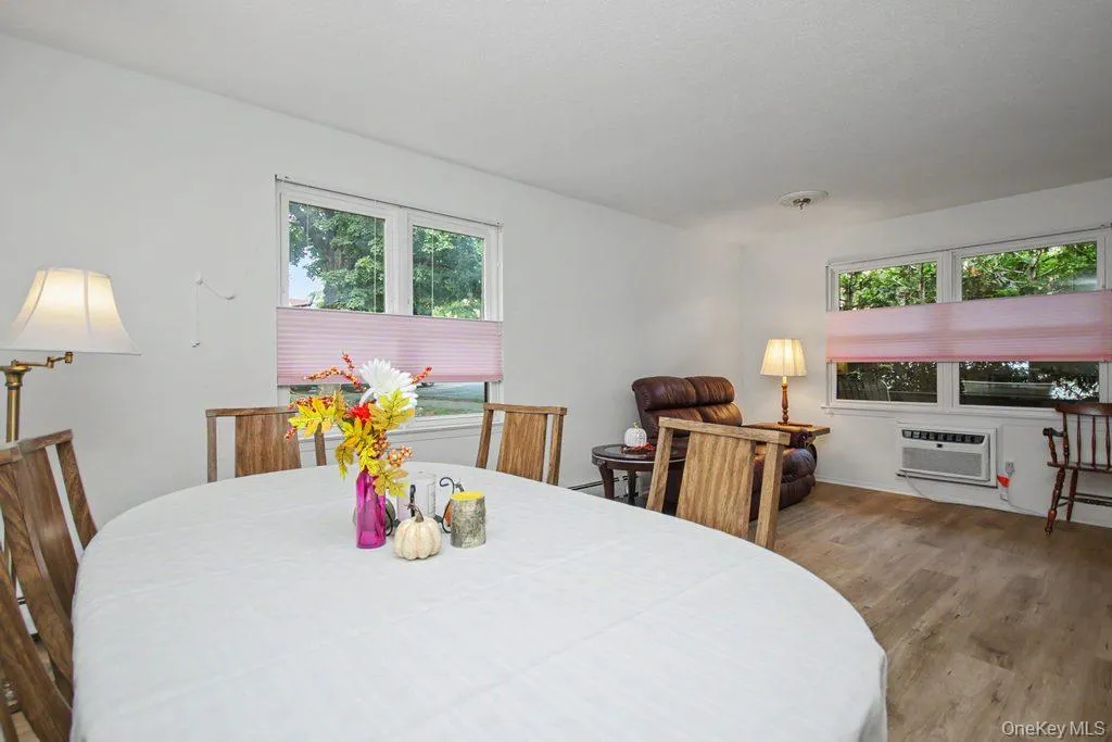 969 Sierra Vista Lane, Clarkstown, NY, 2 Bedrooms Bedrooms, 6 Rooms Rooms,1 BathroomBathrooms,Residential,For Rent,Sierra Vista,0,1036072 969 Sierra Vista Lane, Clarkstown, NY, 2 Bedrooms Bedrooms, 6 Rooms Rooms,1 BathroomBathrooms,Residential,For Rent,Sierra Vista,0,1036072