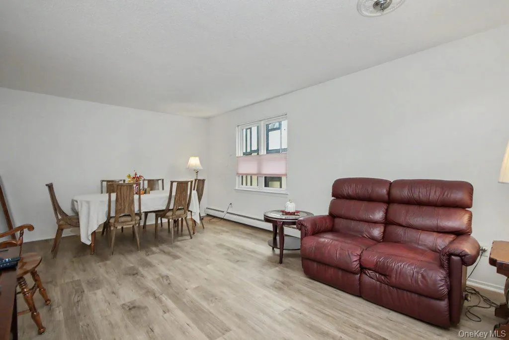 969 Sierra Vista Lane, Clarkstown, NY, 2 Bedrooms Bedrooms, 6 Rooms Rooms,1 BathroomBathrooms,Residential,For Rent,Sierra Vista,0,1036072 969 Sierra Vista Lane, Clarkstown, NY, 2 Bedrooms Bedrooms, 6 Rooms Rooms,1 BathroomBathrooms,Residential,For Rent,Sierra Vista,0,1036072