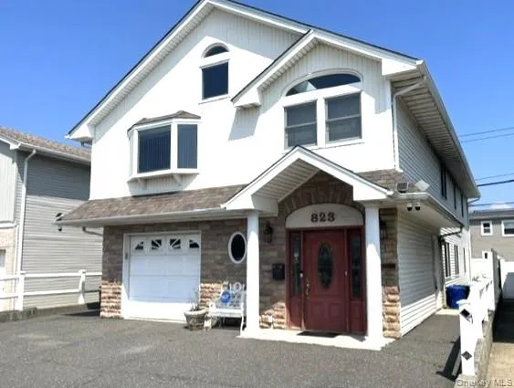 823 Park Place, Long Beach, NY, 2 Bedrooms Bedrooms, 6 Rooms Rooms,2 BathroomsBathrooms,Residential Lease,For Rent,Park,0,1036076 823 Park Place, Long Beach, NY, 2 Bedrooms Bedrooms, 6 Rooms Rooms,2 BathroomsBathrooms,Residential Lease,For Rent,Park,0,1036076
