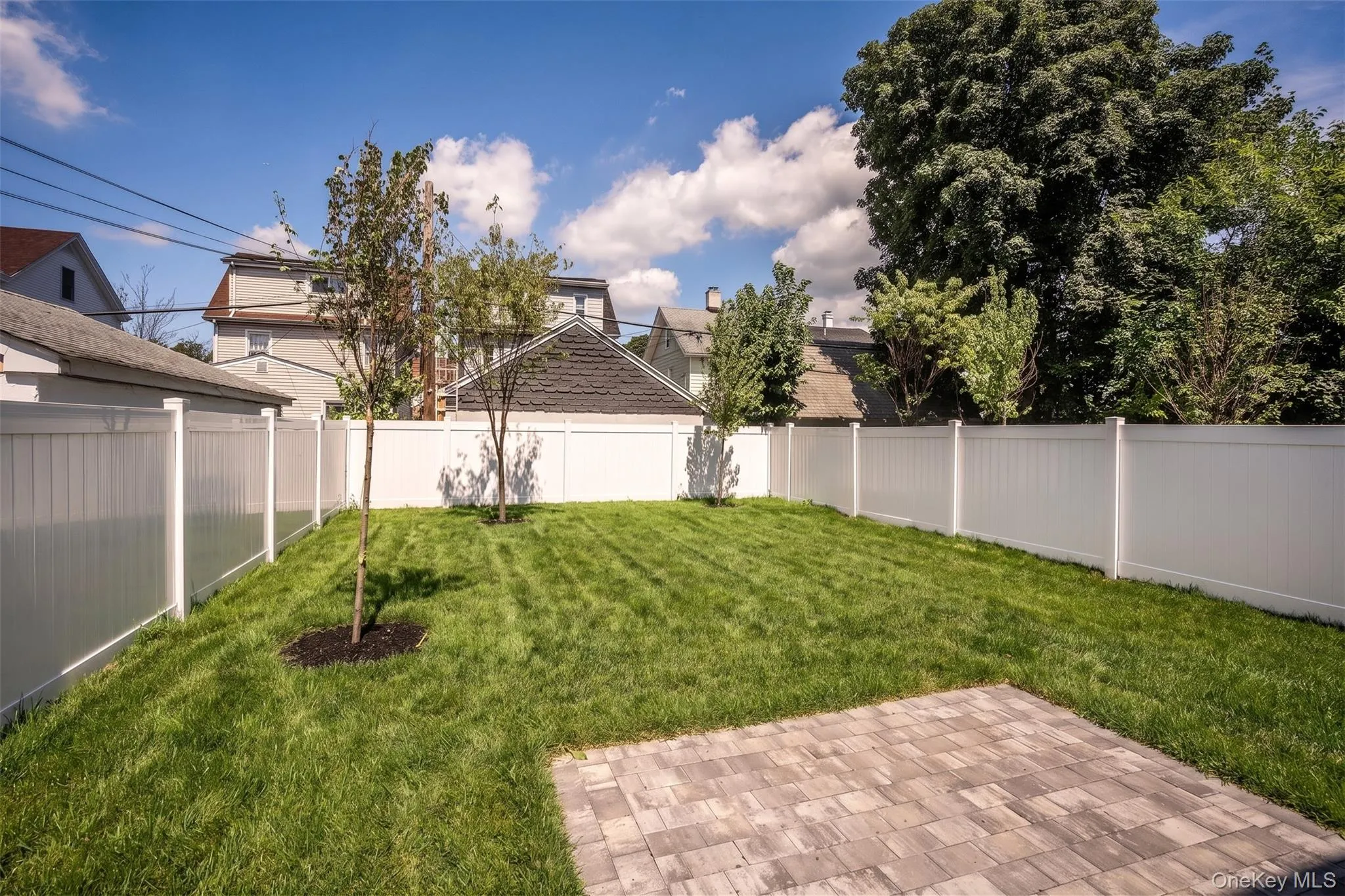 201 B Elm Street, New Rochelle, NY, 3 Bedrooms Bedrooms, 6 Rooms Rooms,2 BathroomsBathrooms,Residential,For Rent,Elm,0,1036085 201 B Elm Street, New Rochelle, NY, 3 Bedrooms Bedrooms, 6 Rooms Rooms,2 BathroomsBathrooms,Residential,For Rent,Elm,0,1036085