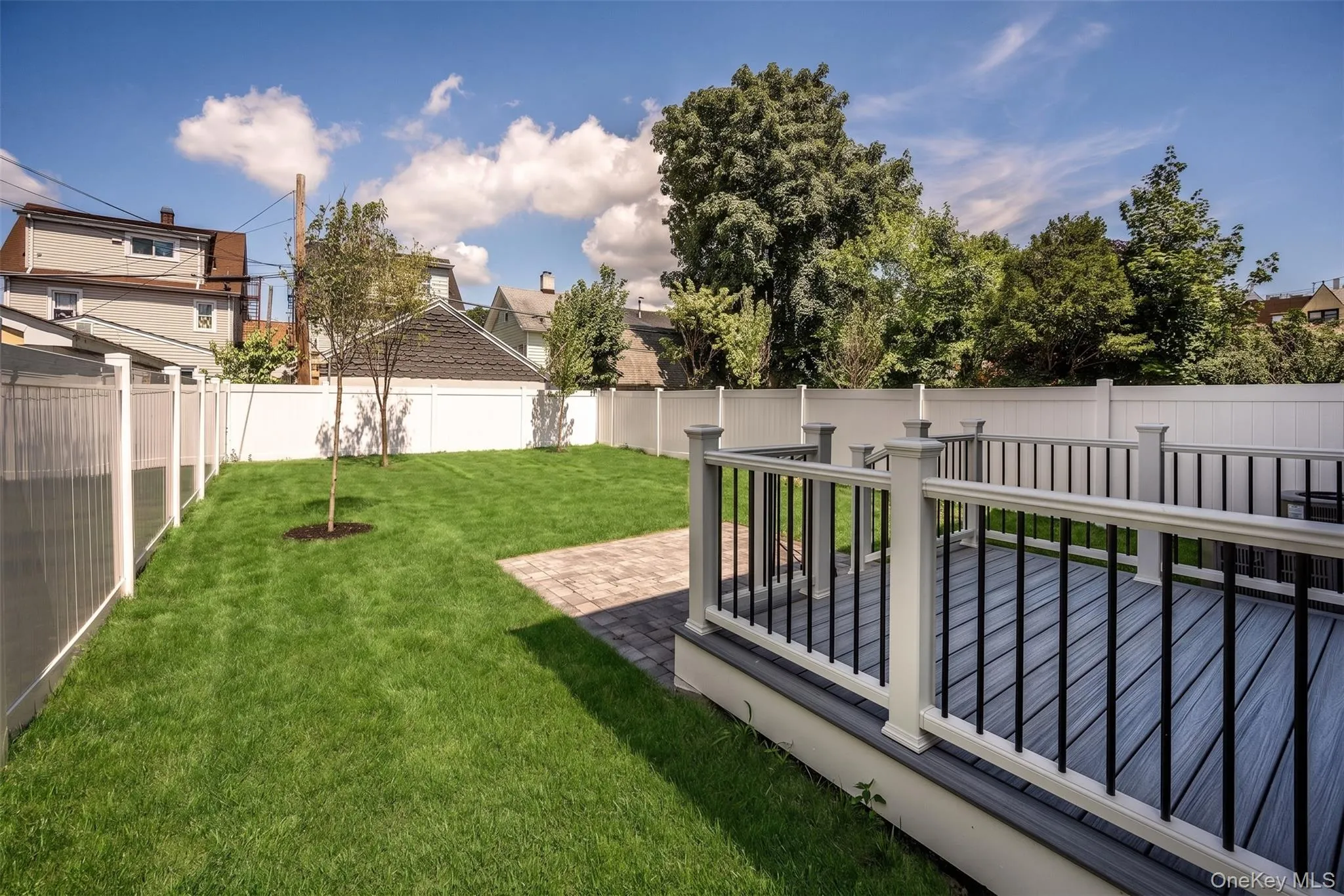 201 B Elm Street, New Rochelle, NY, 3 Bedrooms Bedrooms, 6 Rooms Rooms,2 BathroomsBathrooms,Residential,For Rent,Elm,0,1036085 201 B Elm Street, New Rochelle, NY, 3 Bedrooms Bedrooms, 6 Rooms Rooms,2 BathroomsBathrooms,Residential,For Rent,Elm,0,1036085