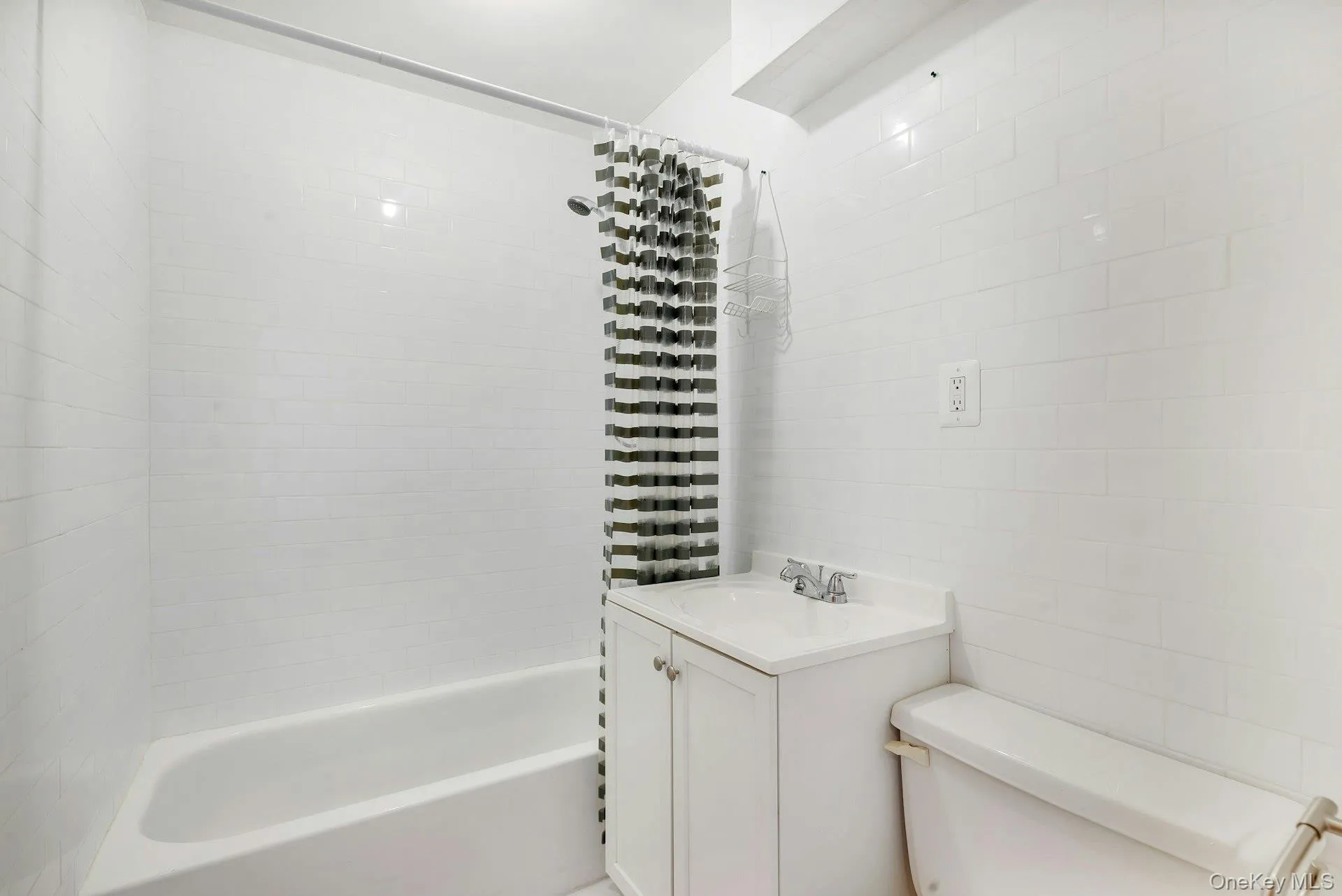 2820 Shipyard Lane, Southold, NY, 2 Bedrooms Bedrooms, 7 Rooms Rooms,2 BathroomsBathrooms,Residential,For Rent,Shipyard,0,1036090 2820 Shipyard Lane, Southold, NY, 2 Bedrooms Bedrooms, 7 Rooms Rooms,2 BathroomsBathrooms,Residential,For Rent,Shipyard,0,1036090