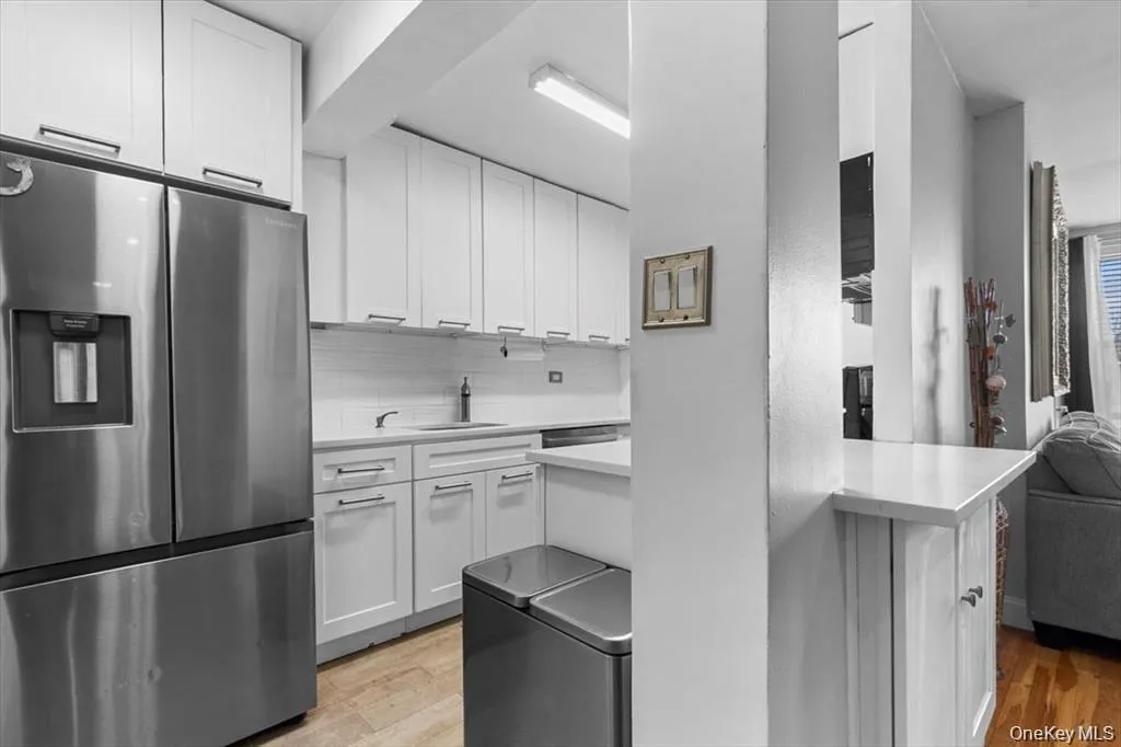5425 Valles Avenue, New York, NY, 2 Bedrooms Bedrooms, 4 Rooms Rooms,1 BathroomBathrooms,Residential,For Rent,Valles,0,1036091 5425 Valles Avenue, New York, NY, 2 Bedrooms Bedrooms, 4 Rooms Rooms,1 BathroomBathrooms,Residential,For Rent,Valles,0,1036091
