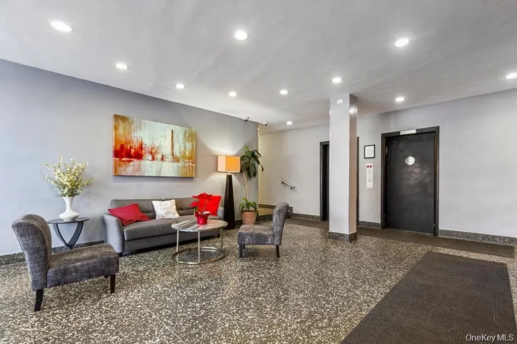5425 Valles Avenue, New York, NY, 2 Bedrooms Bedrooms, 4 Rooms Rooms,1 BathroomBathrooms,Residential,For Rent,Valles,0,1036091 5425 Valles Avenue, New York, NY, 2 Bedrooms Bedrooms, 4 Rooms Rooms,1 BathroomBathrooms,Residential,For Rent,Valles,0,1036091