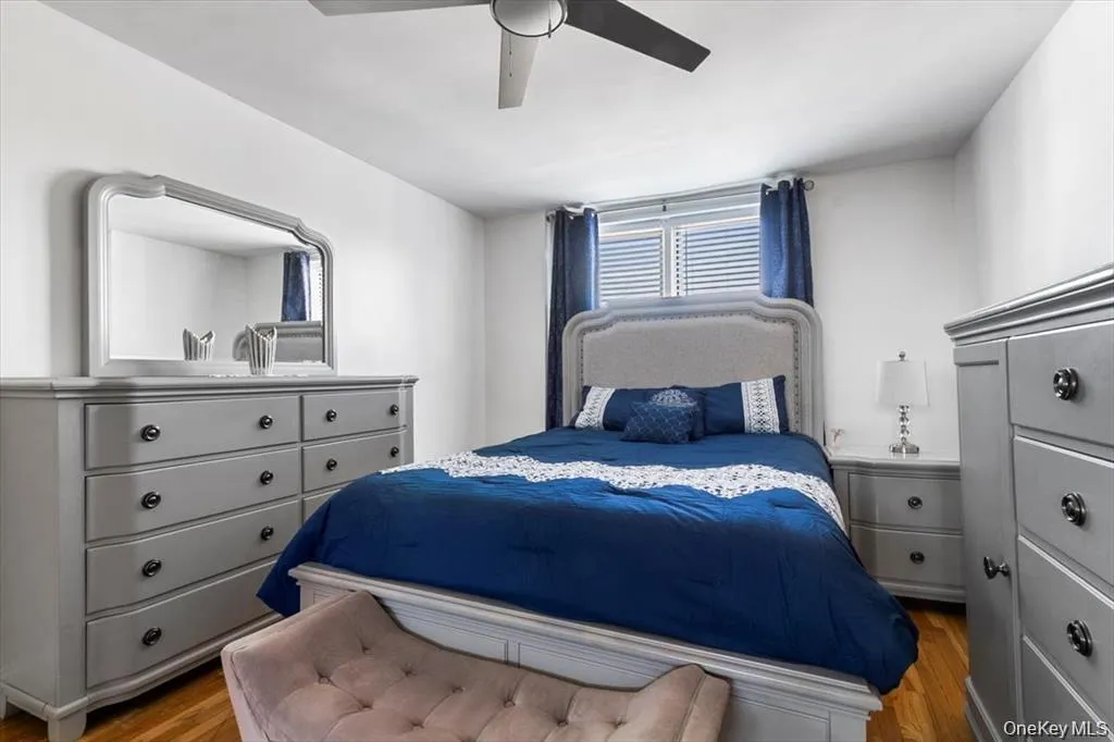 5425 Valles Avenue, New York, NY, 2 Bedrooms Bedrooms, 4 Rooms Rooms,1 BathroomBathrooms,Residential,For Rent,Valles,0,1036091 5425 Valles Avenue, New York, NY, 2 Bedrooms Bedrooms, 4 Rooms Rooms,1 BathroomBathrooms,Residential,For Rent,Valles,0,1036091