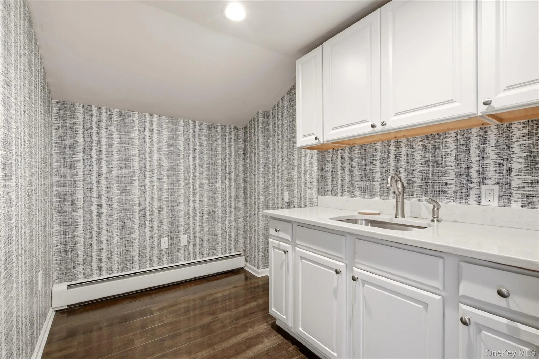 37 Main Street, Huntington, NY, ,Commercial Lease,For Rent,Main,0,1036094 37 Main Street, Huntington, NY, ,Commercial Lease,For Rent,Main,0,1036094