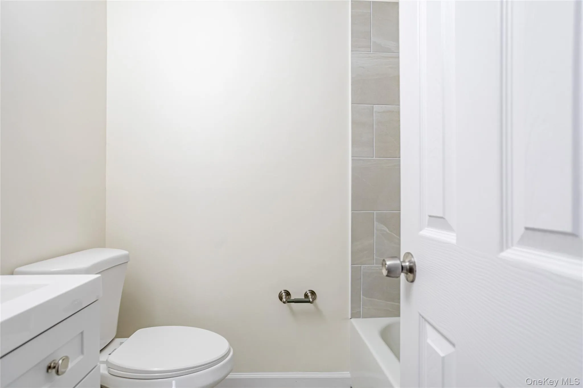 491 Ilyssa Way, New York, NY, 3 Bedrooms Bedrooms, 6 Rooms Rooms,2 BathroomsBathrooms,Residential,For Rent,Ilyssa,0,1036097 491 Ilyssa Way, New York, NY, 3 Bedrooms Bedrooms, 6 Rooms Rooms,2 BathroomsBathrooms,Residential,For Rent,Ilyssa,0,1036097