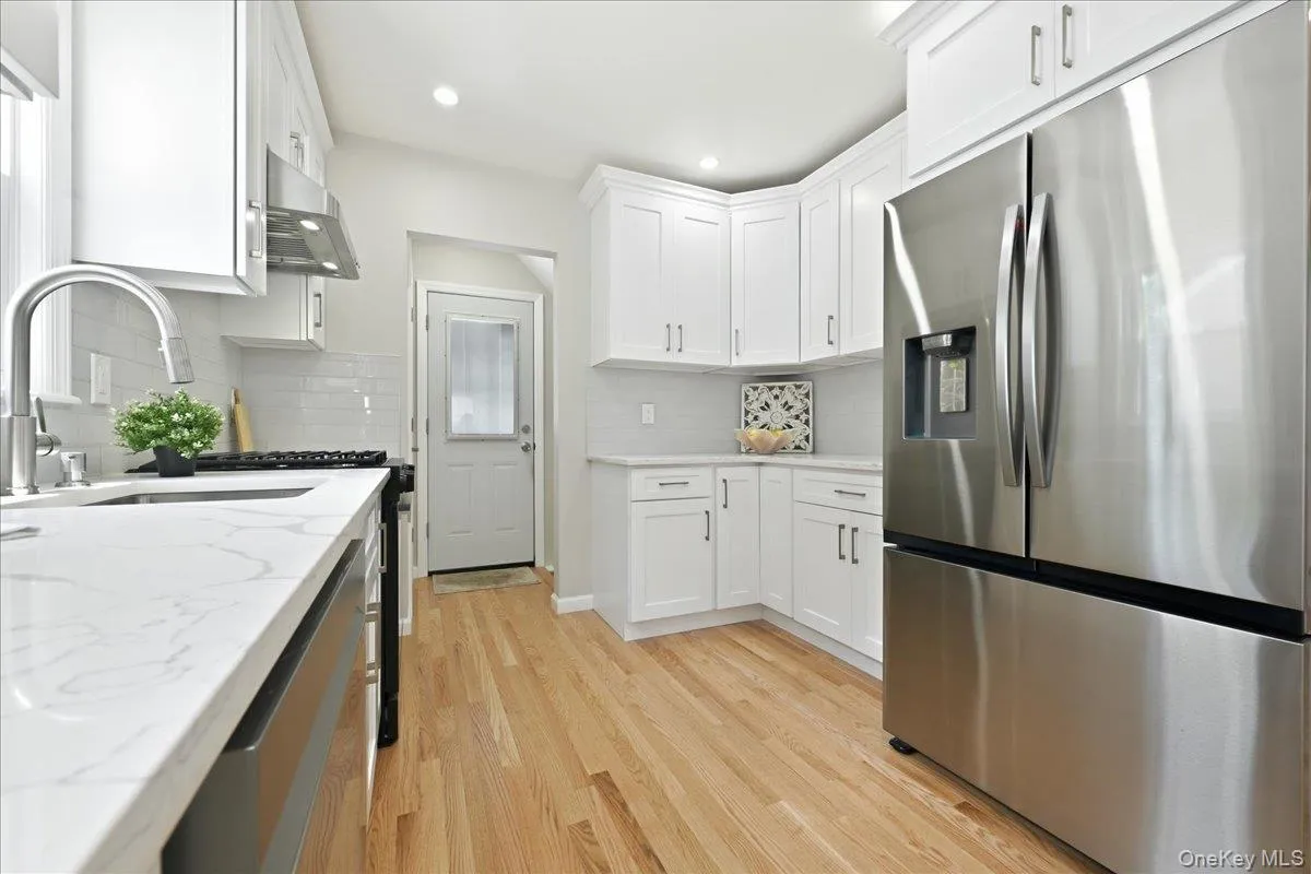 26 Parkside Road, Hempstead, NY, 3 Bedrooms Bedrooms, 8 Rooms Rooms,3 BathroomsBathrooms,Residential,For Rent,Parkside,0,1036098 26 Parkside Road, Hempstead, NY, 3 Bedrooms Bedrooms, 8 Rooms Rooms,3 BathroomsBathrooms,Residential,For Rent,Parkside,0,1036098