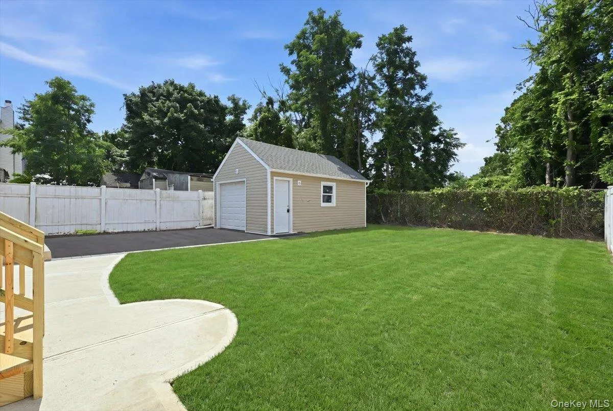 26 Parkside Road, Hempstead, NY, 3 Bedrooms Bedrooms, 8 Rooms Rooms,3 BathroomsBathrooms,Residential,For Rent,Parkside,0,1036098 26 Parkside Road, Hempstead, NY, 3 Bedrooms Bedrooms, 8 Rooms Rooms,3 BathroomsBathrooms,Residential,For Rent,Parkside,0,1036098